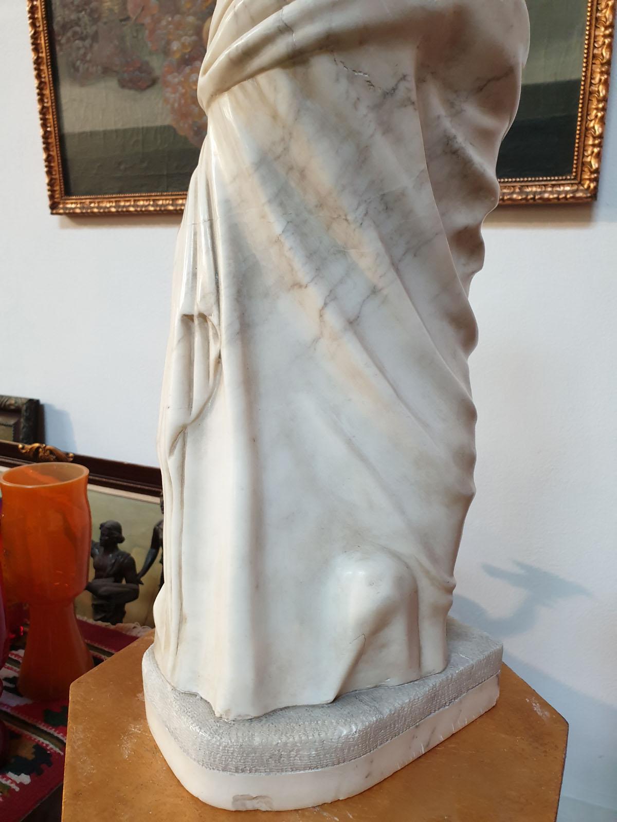 Sculpture “The Venus Of Milo” Carrara Marble, Turn of the 19th-20th Century 1
