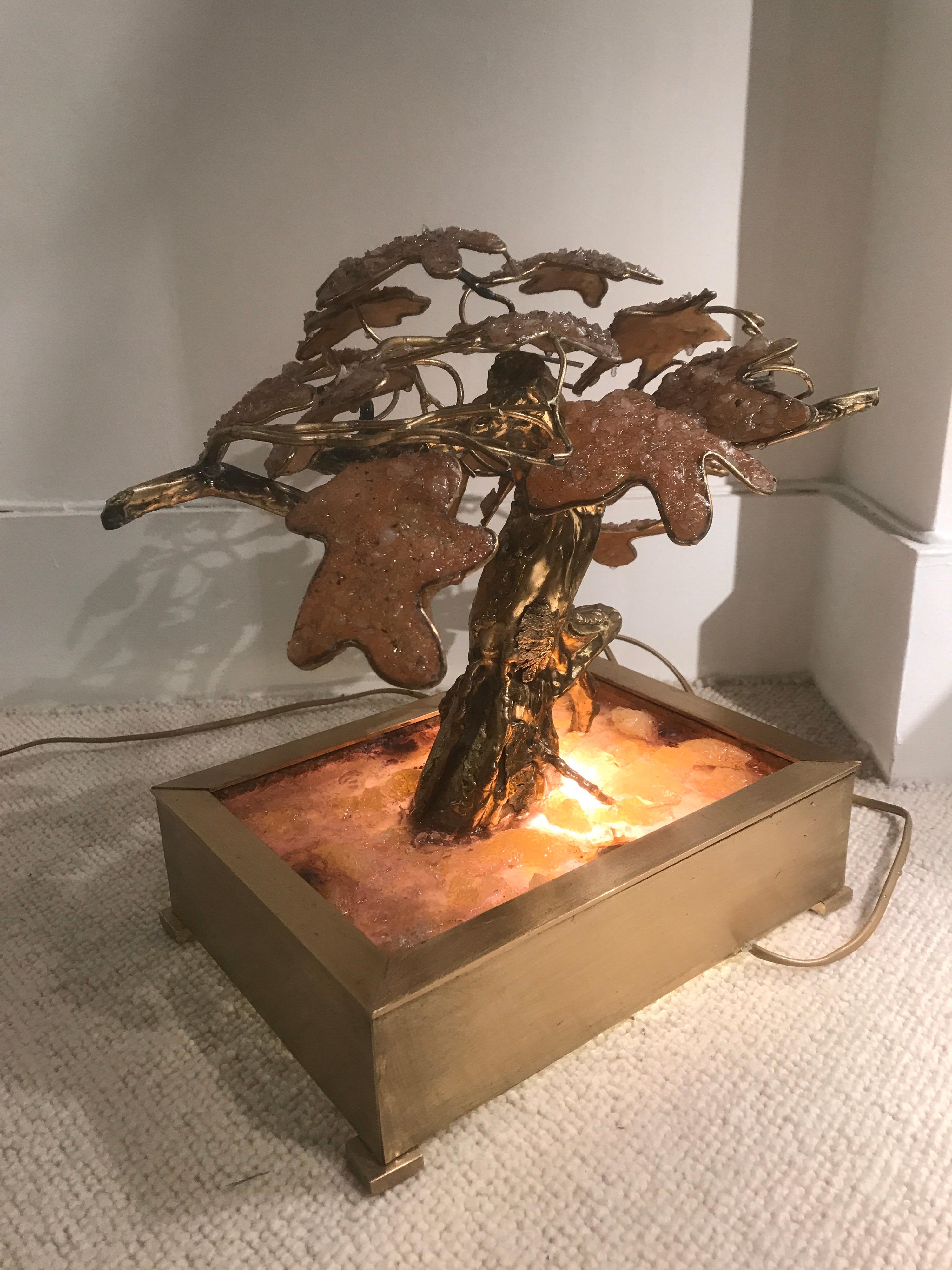 Sculpture tree by Isabel Faure
Resin, bronze and brass detail
Light on the base.