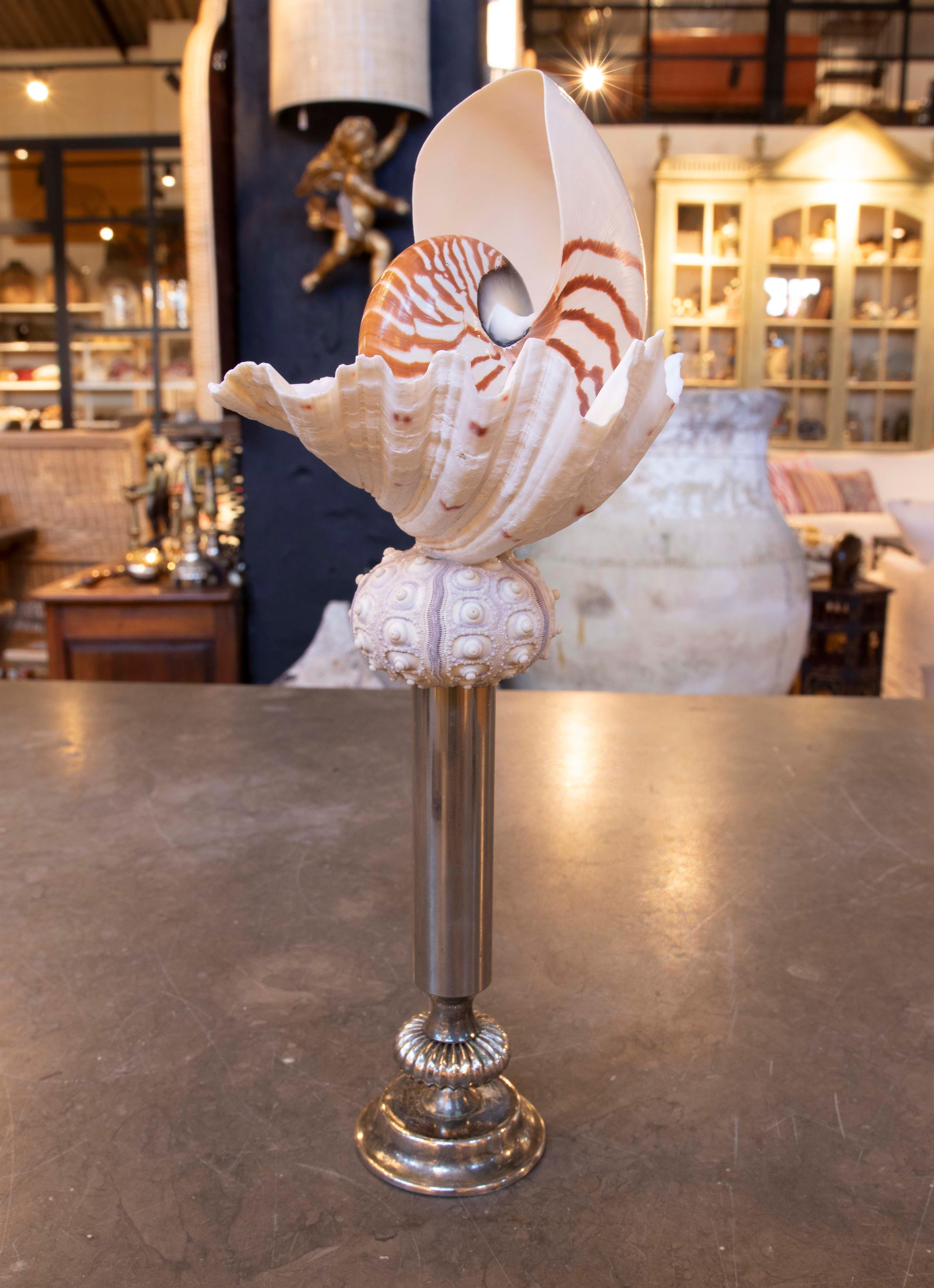 Sculpture with Seashells and Base with Antique silver plate Candelabrum In Good Condition For Sale In Marbella, ES