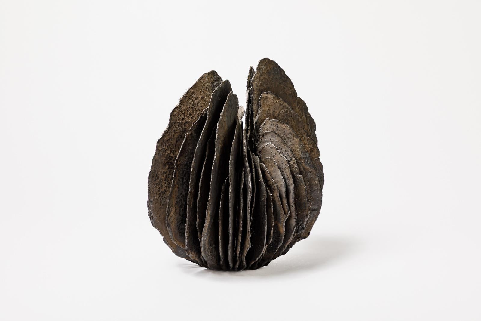 Céramique Sculpture aux ailes en grès émaillé noir, Jean-Pierre Bonardot, 2022. en vente