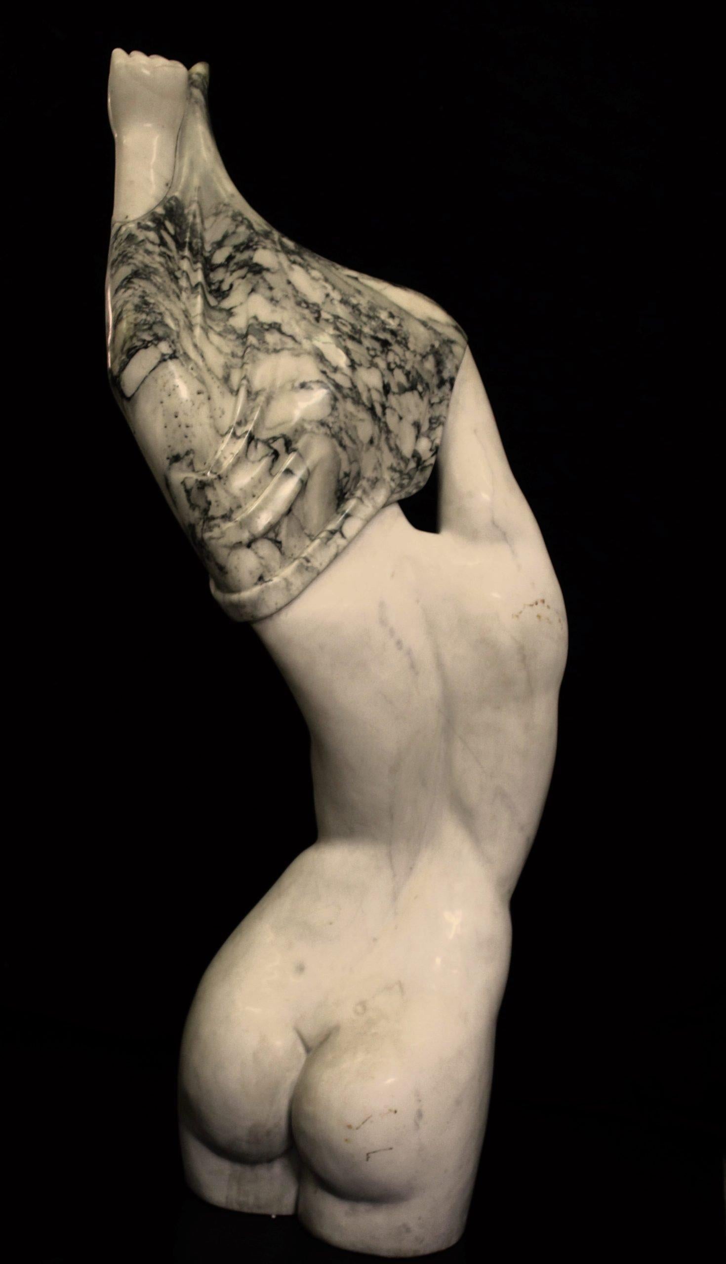 Unknown Sculpture, woman undressing , marble sculpture, modern venere sculpture h 114 cm For Sale