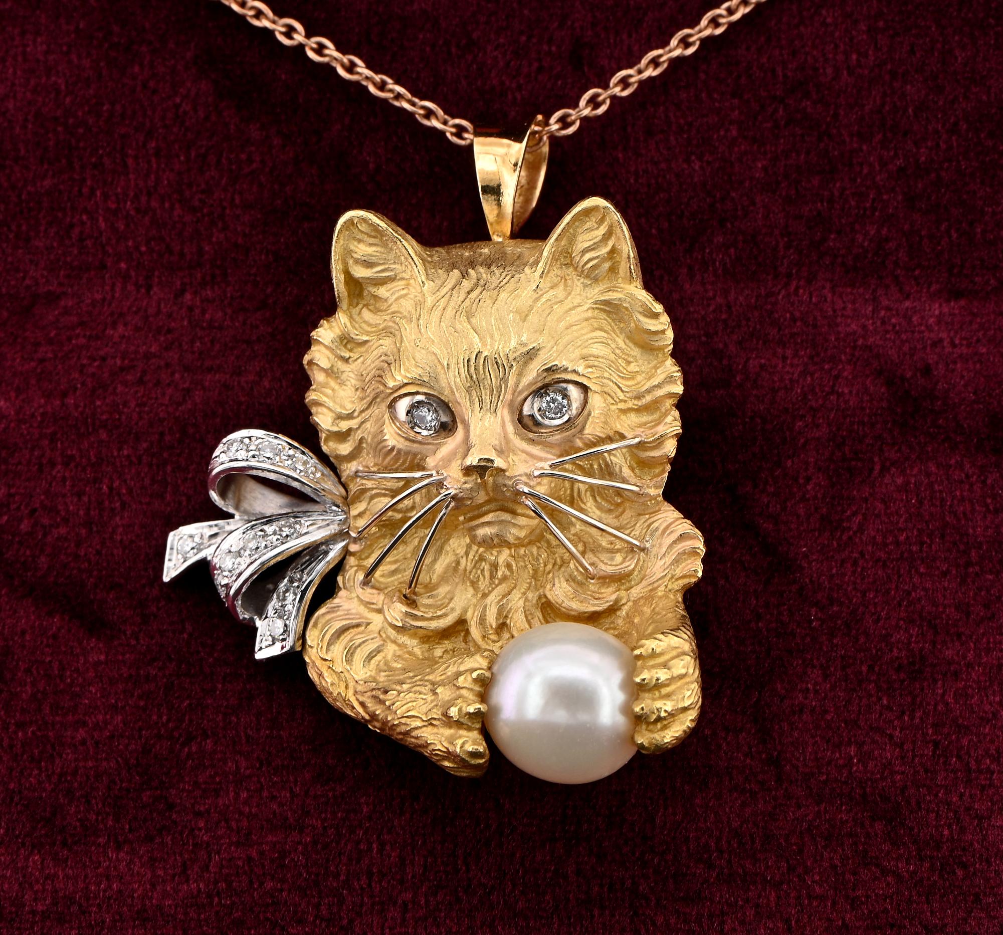 Brilliant Cut Sculptured Cat Diamond Pearl 18 Kt Brooch Pendant For Sale