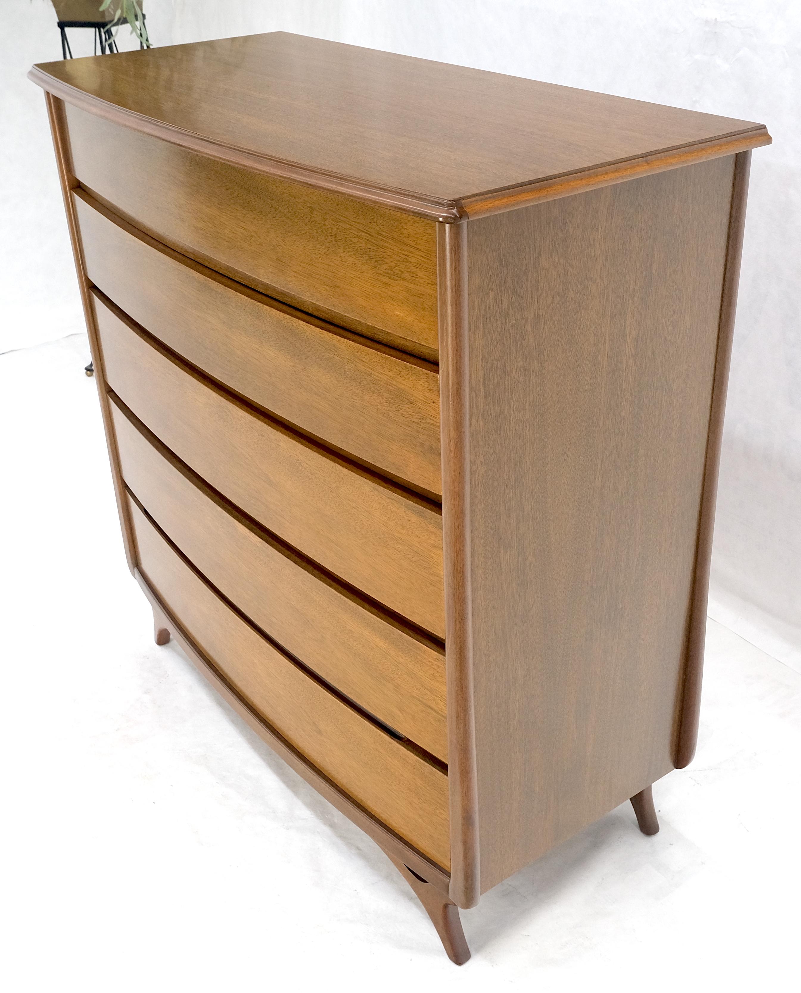 Sculptured Legs American Light Walnut 5 Drawers Bow Front High Boy Dresser MINT! For Sale 5