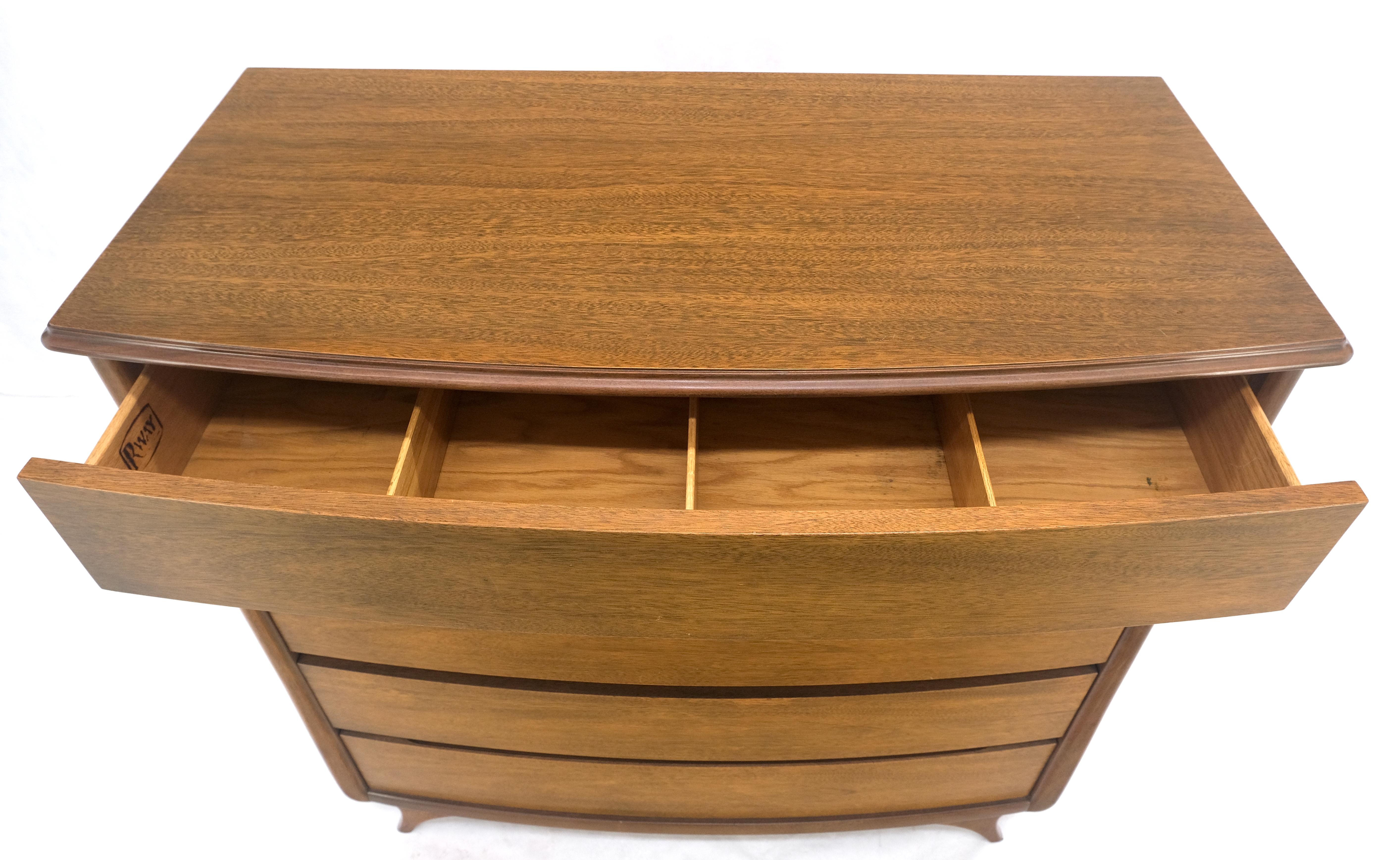 Sculptured Legs American Light Walnut 5 Drawers Bow Front High Boy Dresser MINT! For Sale 2