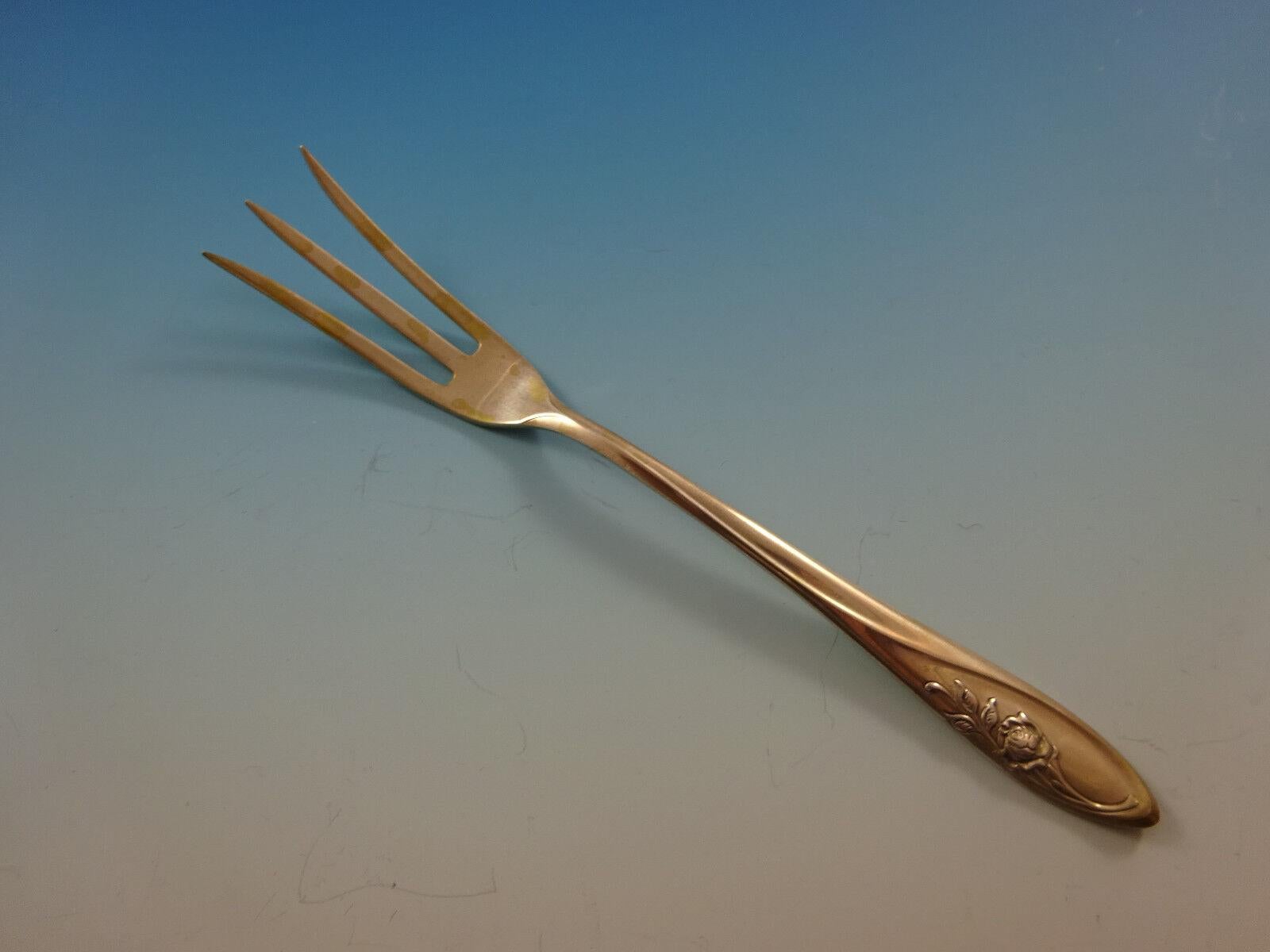 Schönes Besteckset SCULPTURED ROSE BY TOWLE aus Sterlingsilber - 42 Teile. Dieses Set enthält:

8 MESSER, 9 1/8