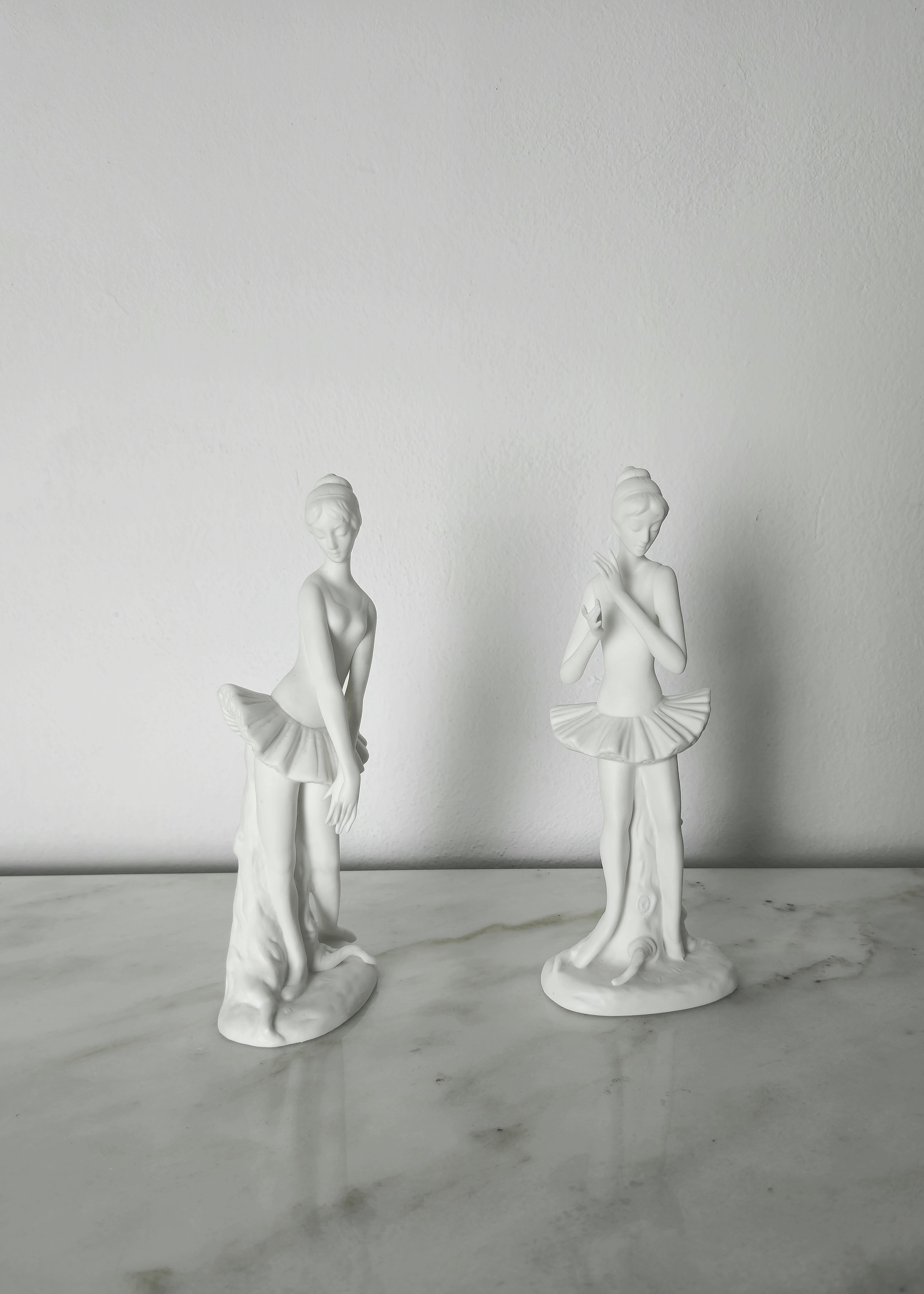 Sculptures Objets Fors Objects Porcelaine Biscuit Italie Midcentury 1950s Set of 2 en vente 2