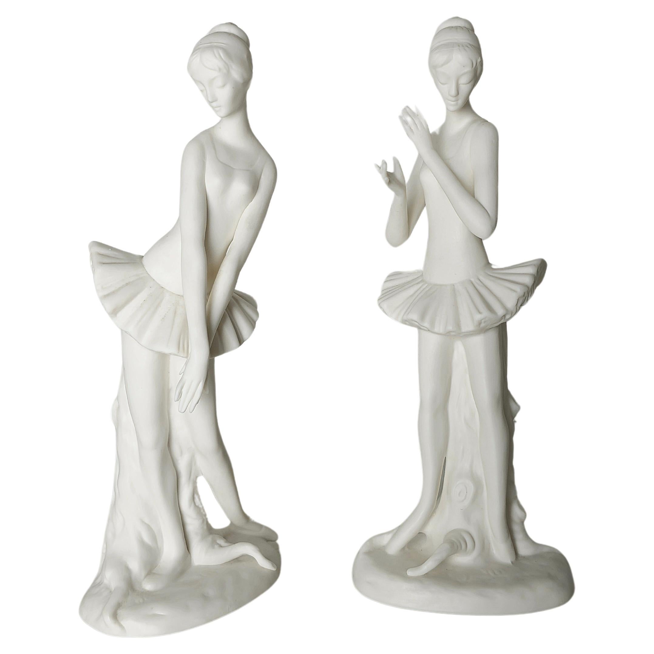 Sculptures Objets Fors Objects Porcelaine Biscuit Italie Midcentury 1950s Set of 2 en vente