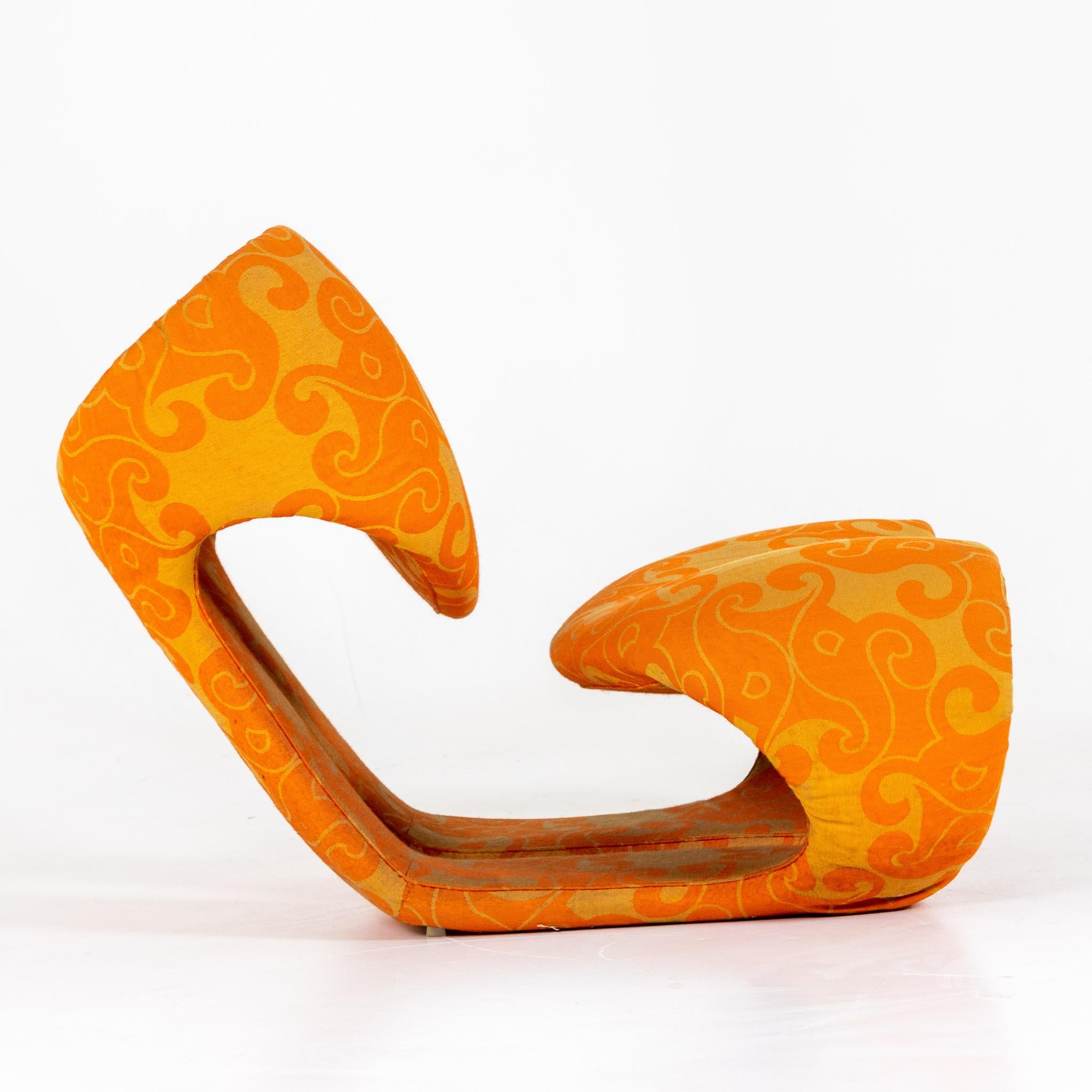 Italian Scultura 190 Lounge Chair by Vittorio Introini for Saporiti For Sale
