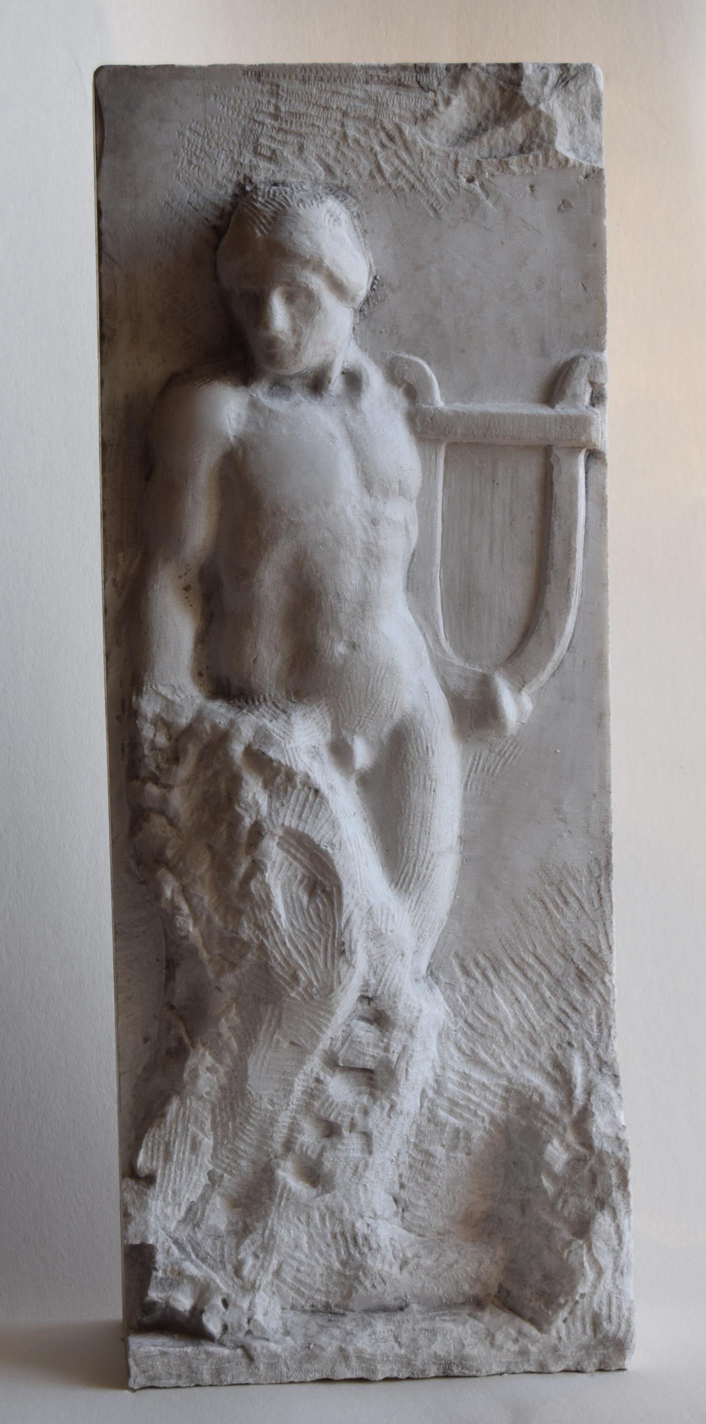 Marmo di Carrara scultura altorilievo Apollo con cetra -abbozzo di studio - made in Italy in vendita