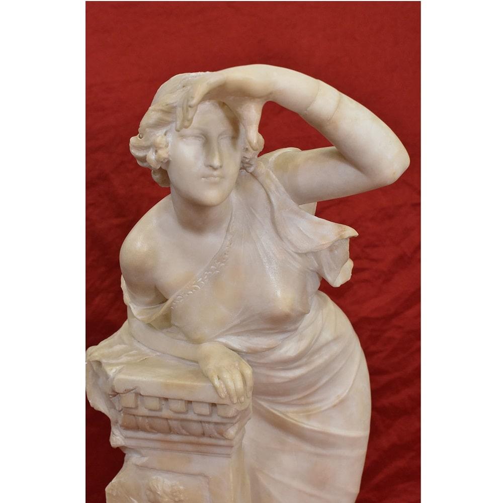 Antique Female Sculpture In Alabaster, Giuseppe Gambogi Italian Sculptor, 19th. In Good Condition For Sale In Breganze, VI