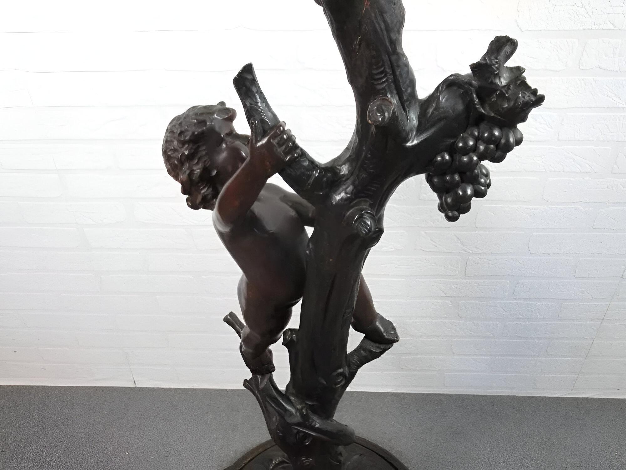 Spettacolare Scultura appendiabiti in legno intagliato con statua albero e due putti 1900