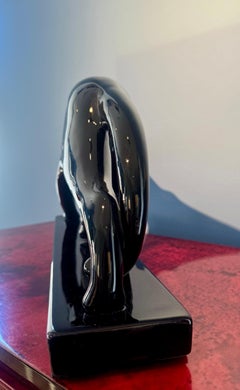 Scultura art deco di pantera in cera nera smaltata, Francia 1940