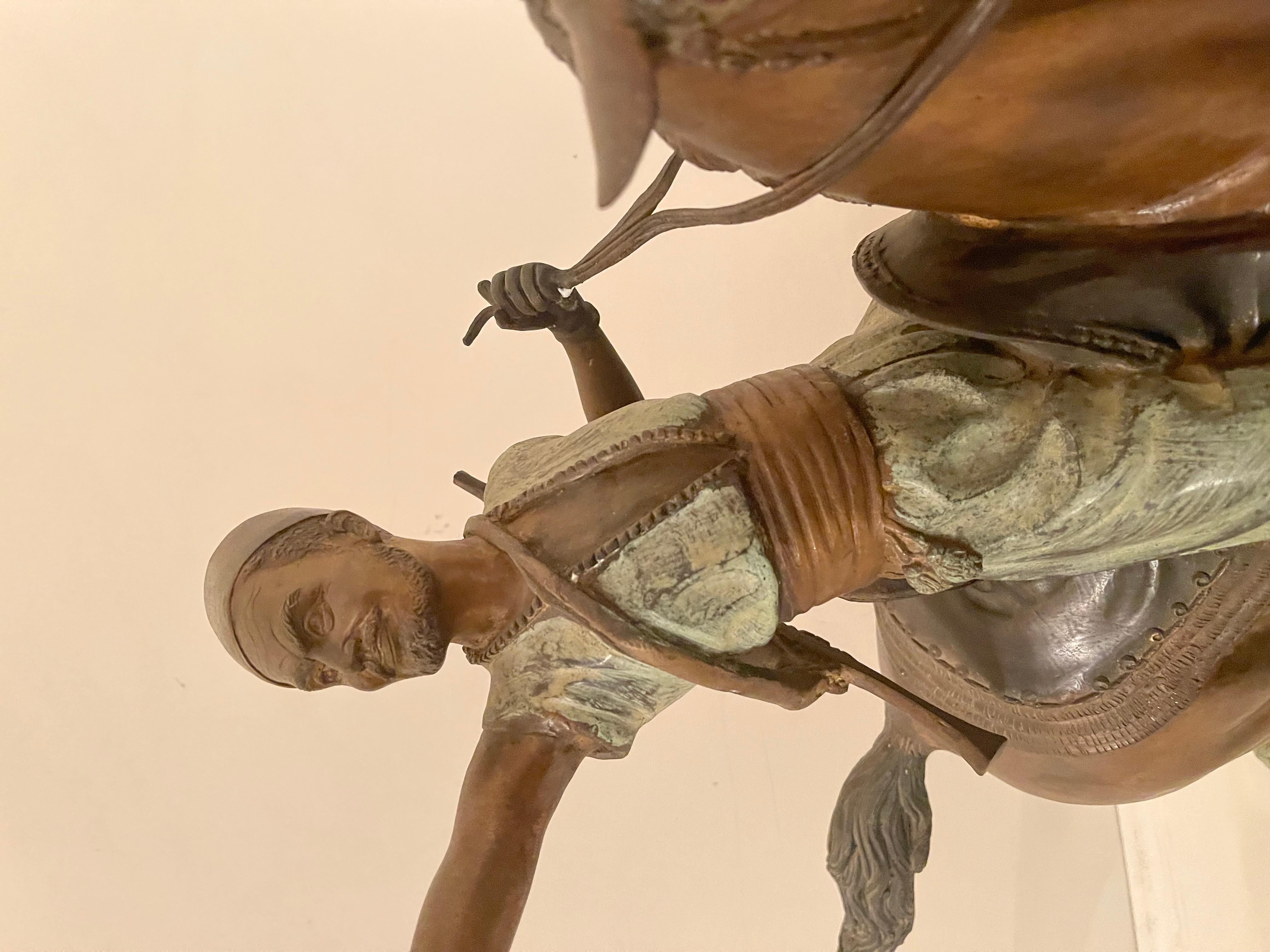 Bronzo Scultura “Cavaliere con falco” in stile bronzo, XIX secolo in vendita
