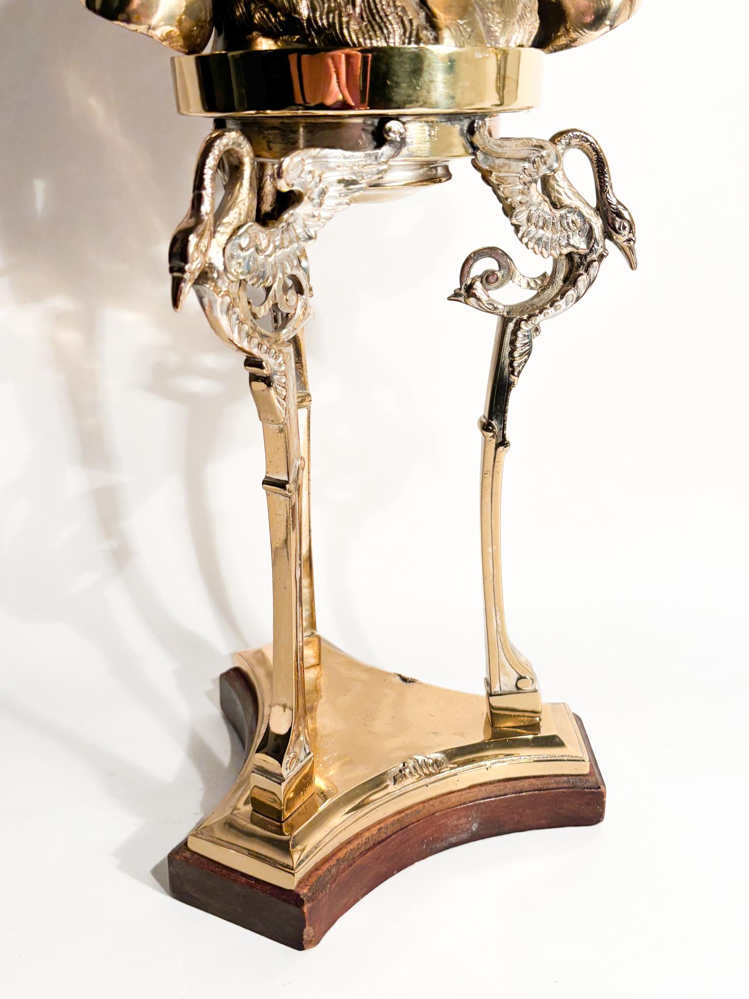 Gilt Bronze Sculpture of Aries Head with Pedestal 1970s In Good Condition For Sale In Milano, MI
