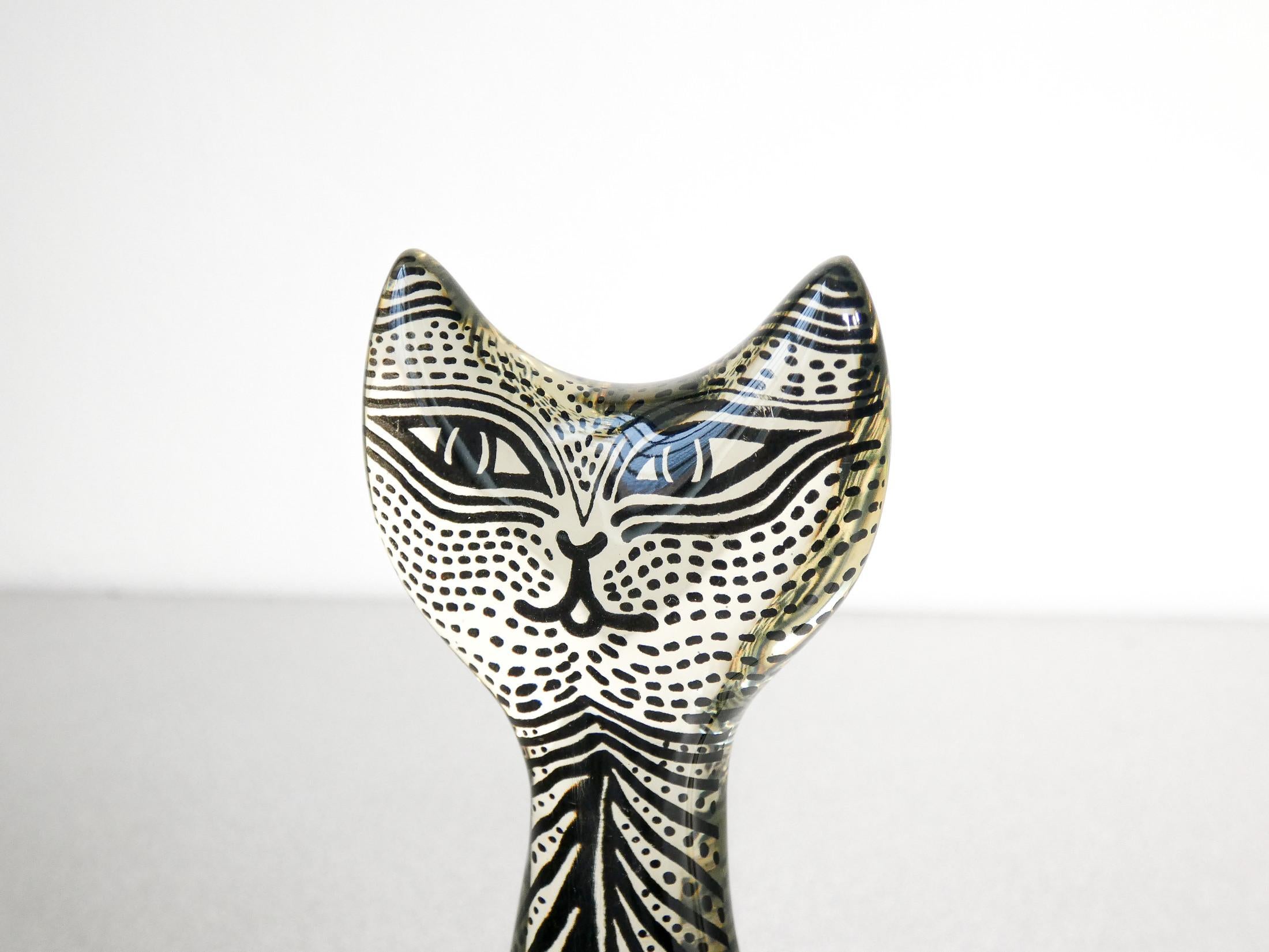 Brazilian Sculpture by Abraham PALATNIK (1928-2020) Cat, plexiglass. Brazil, 1970s For Sale
