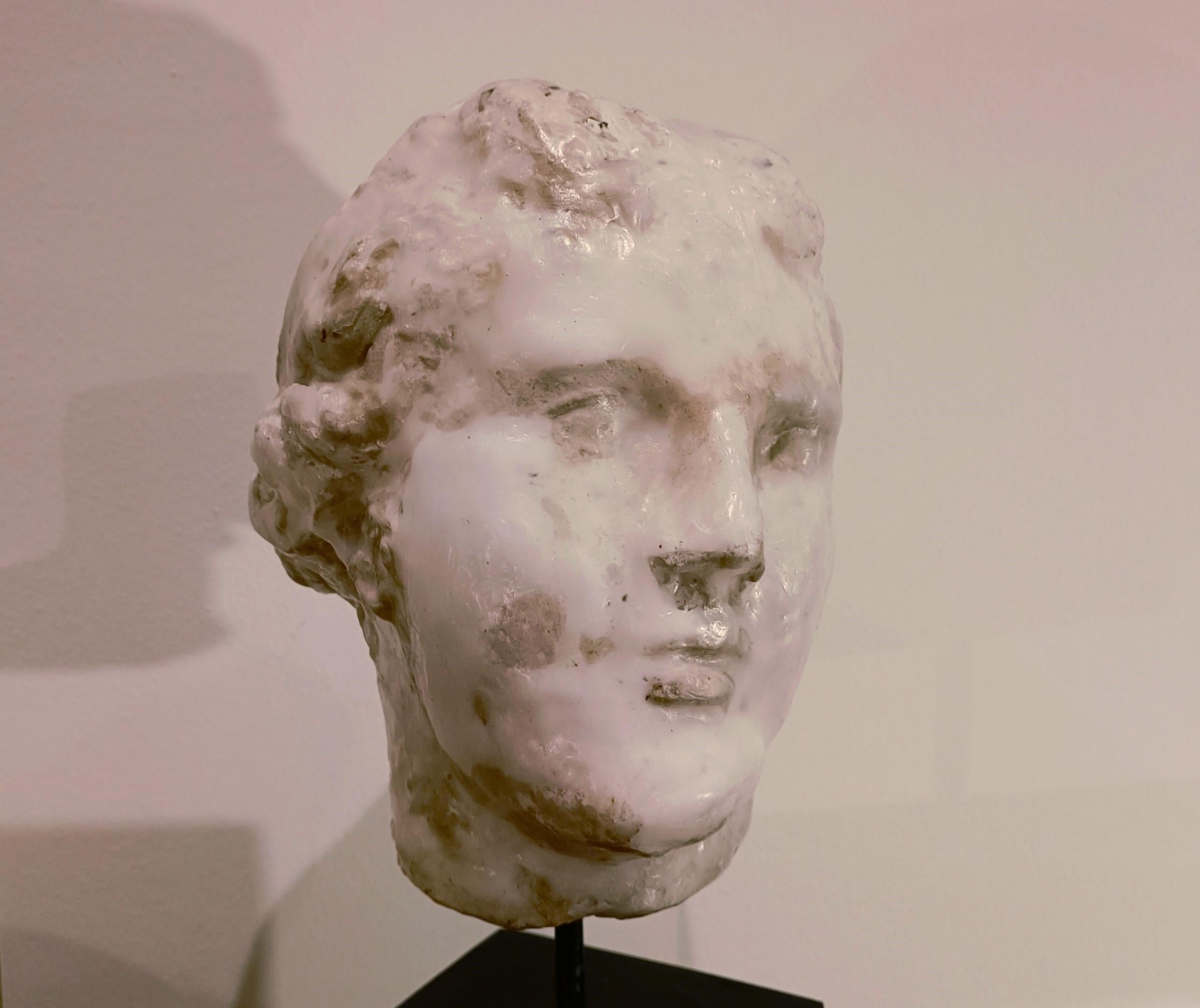 Annerito Scultura di Afrodite in gesso, cera e nerofumo-Alessandro La Motta in vendita