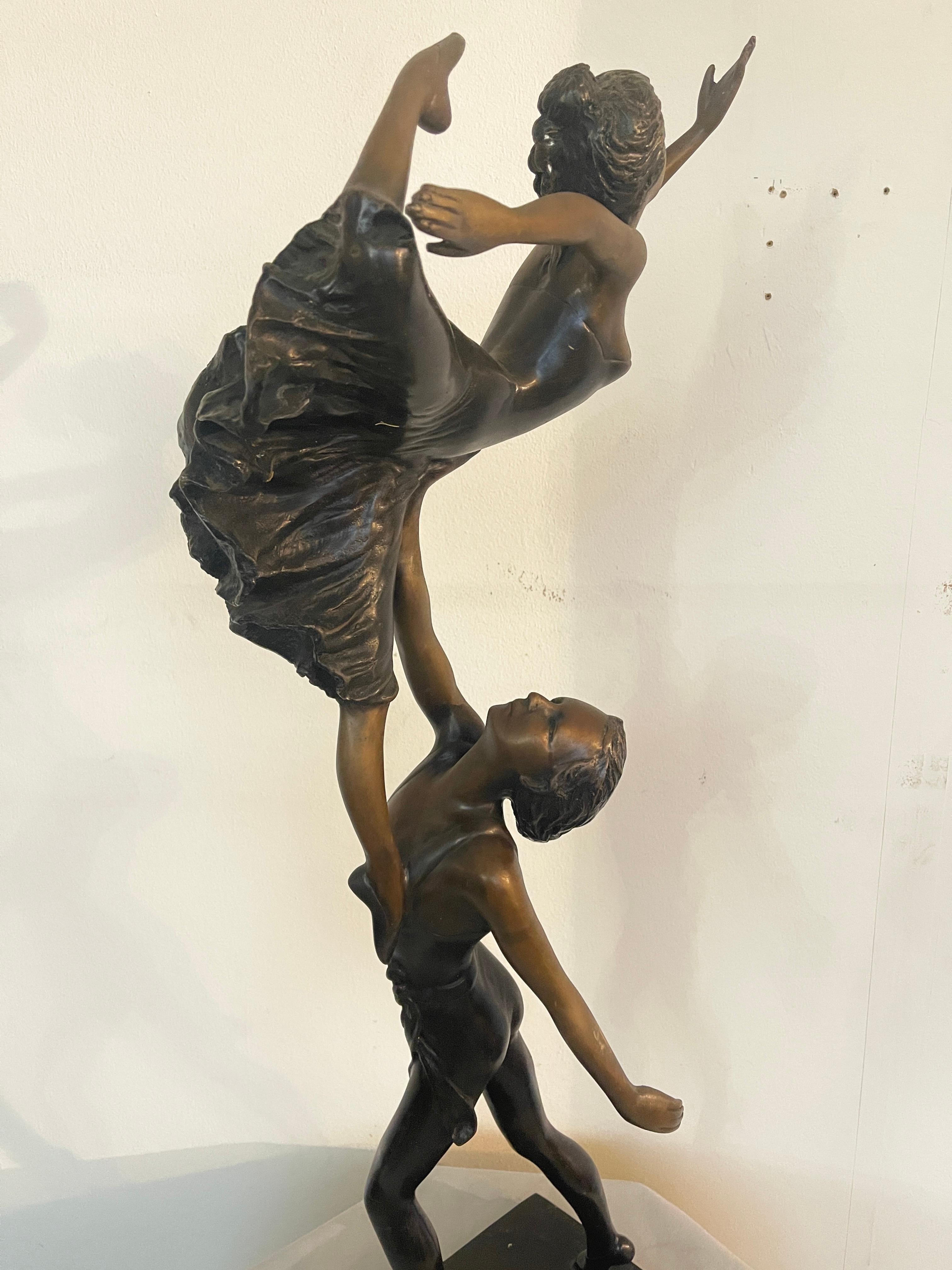 Scultura di ballerini in bronzo francese anni '30 in vendita 6