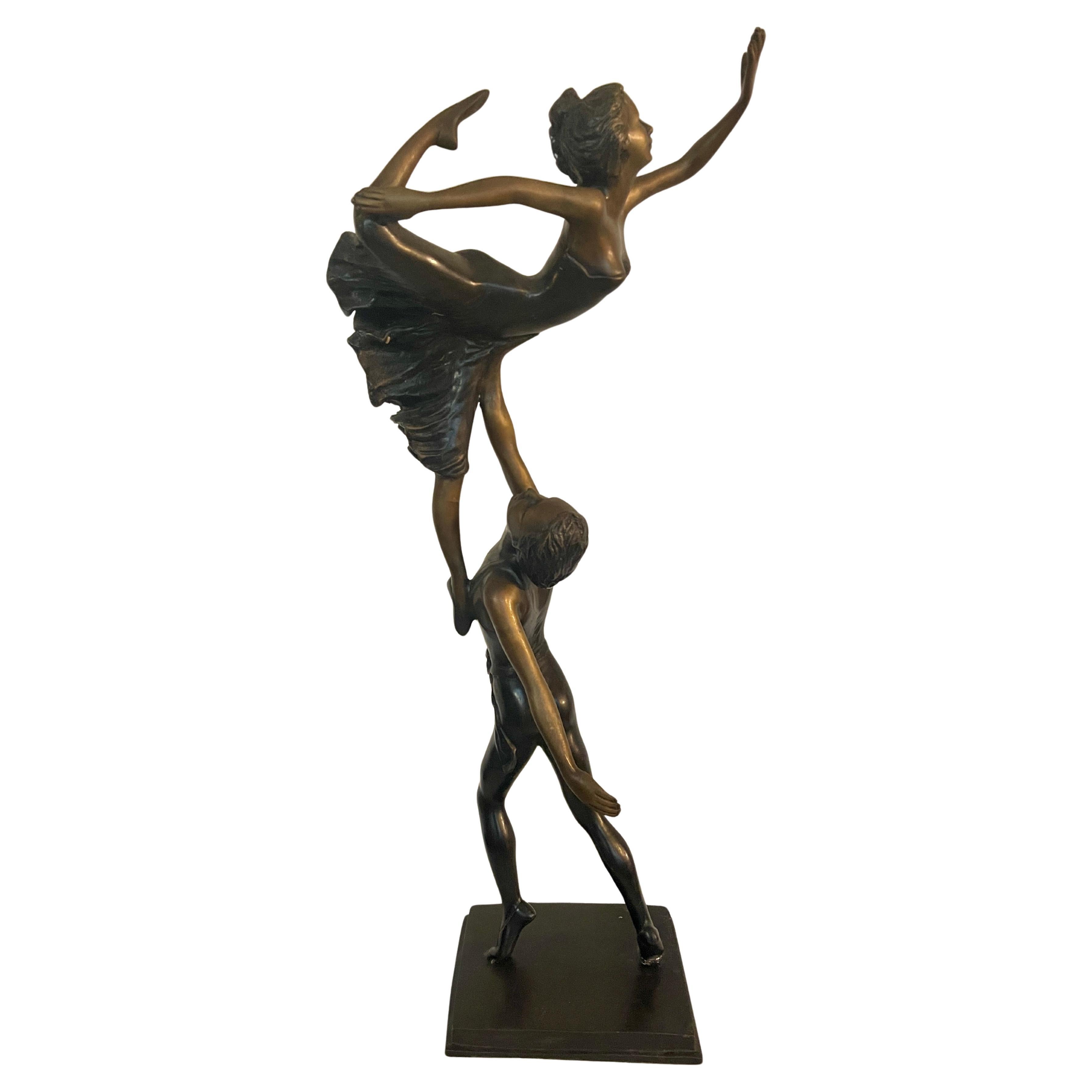 Französische Bronzeskulptur von Tänzern aus den 1930er Jahren
