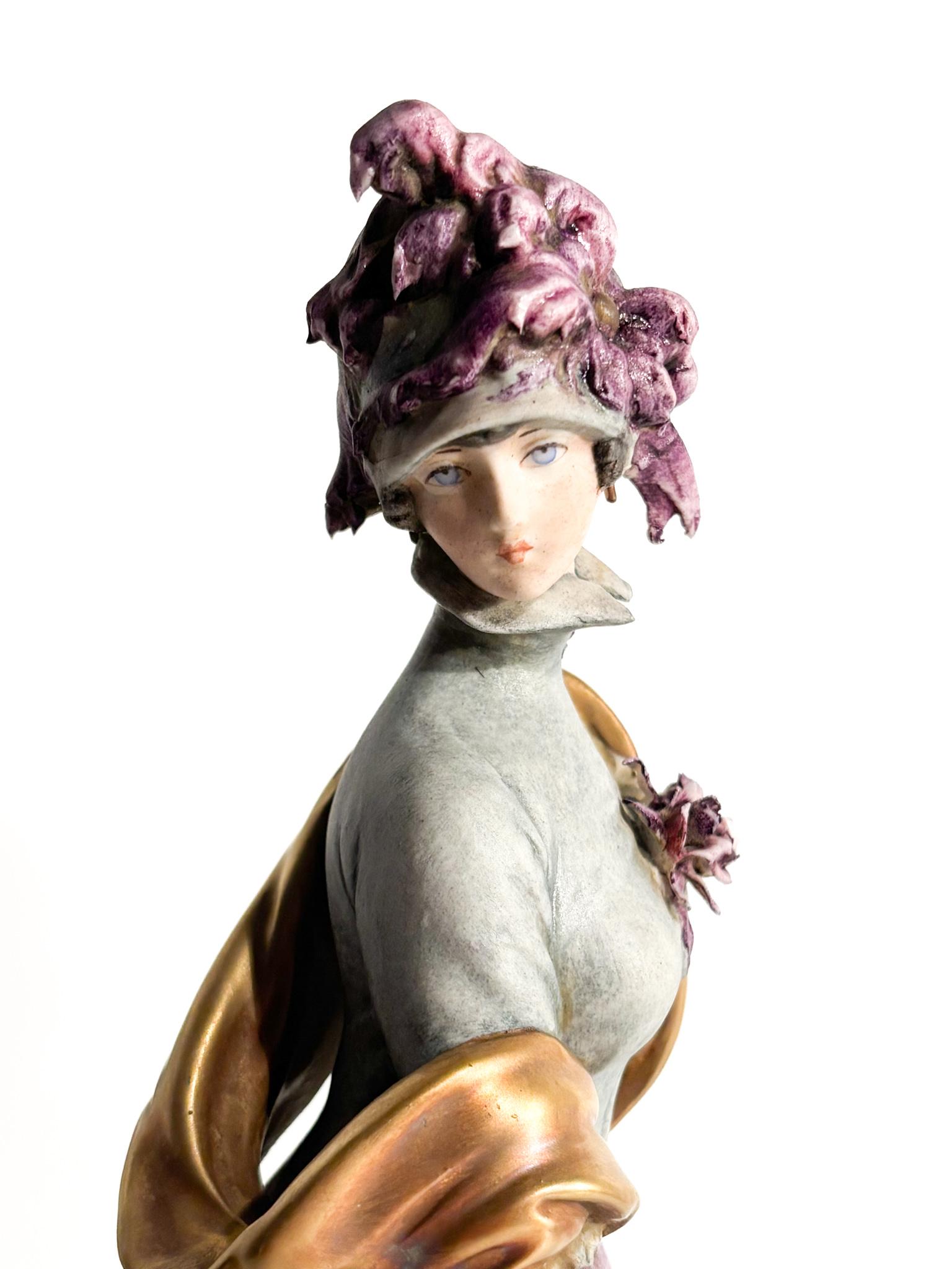 Scultura di Dama con Levriero in Ceramica di Giuseppe Cappè del 1959 In condizioni buone in vendita a Milano, MI