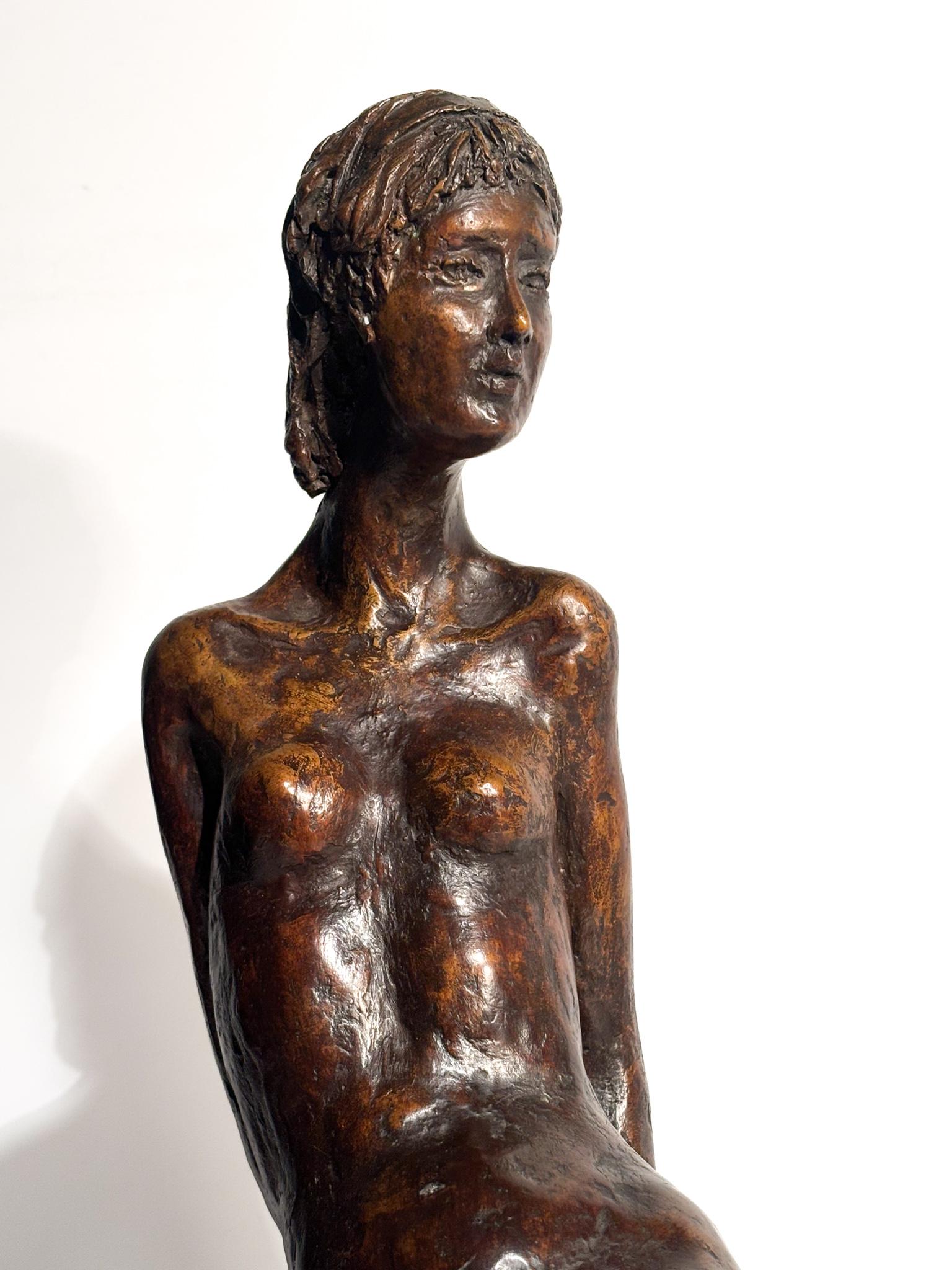 Scultura in bronzo di nudo di dama, realizzata da autore Italiano negli anni '20

Ø cm 26 Ø cm 22 h cm 36