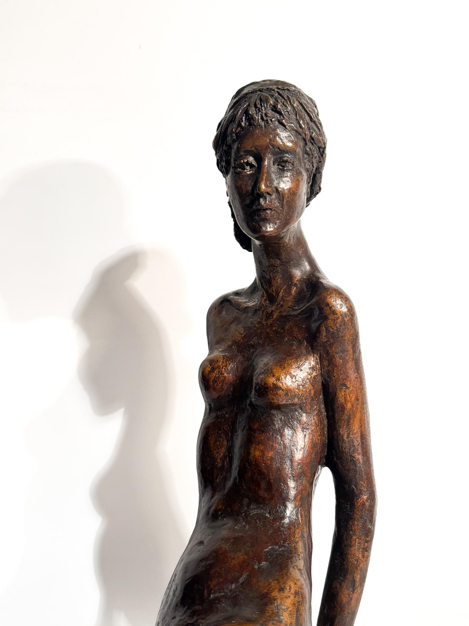 Early 20th Century Scultura di Dama in Bronzo di Autore Italiano Anni 20 in vendita
