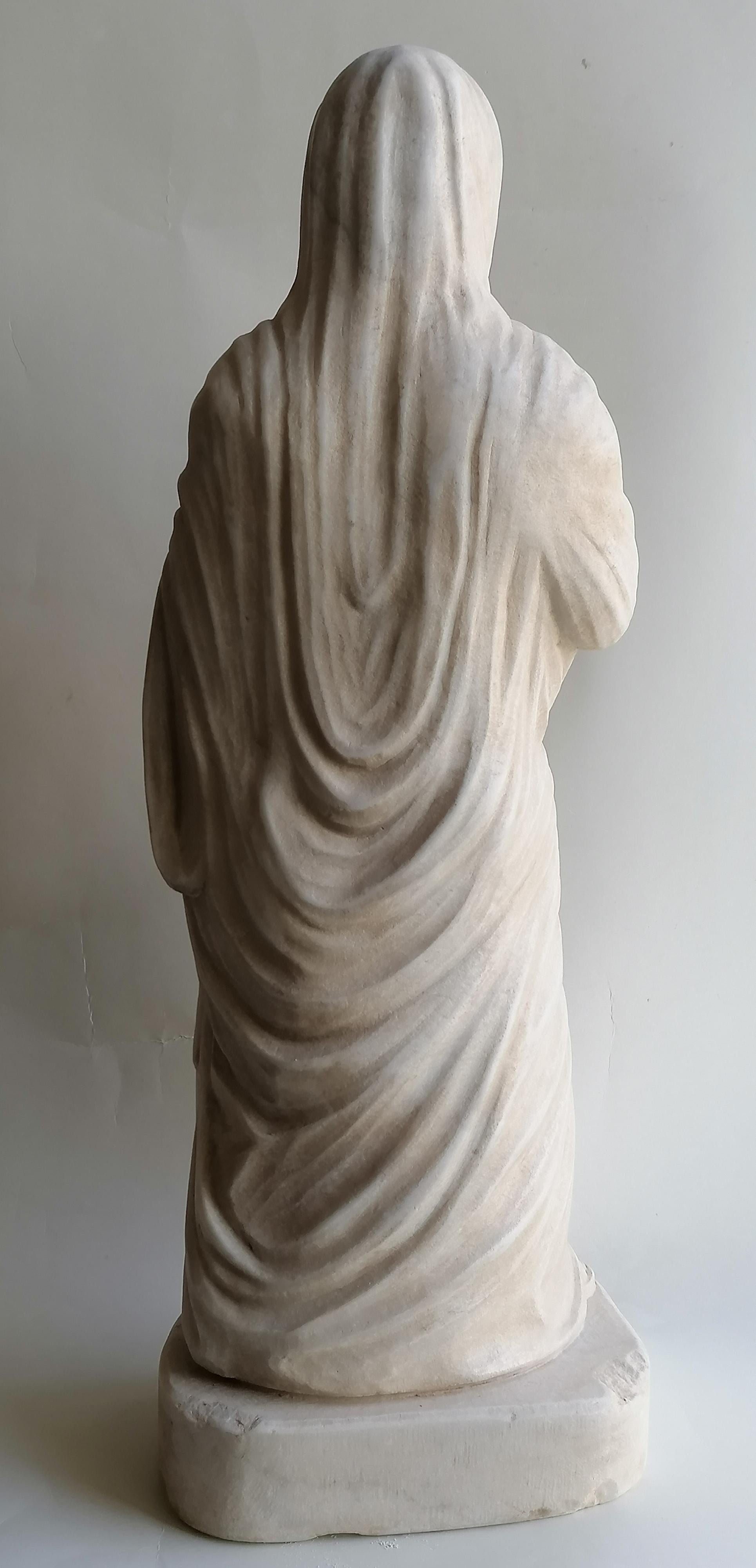 Carrara Marble sculpture of Roman woman with tunic and stole in white Carrara marble- made Italy For Sale