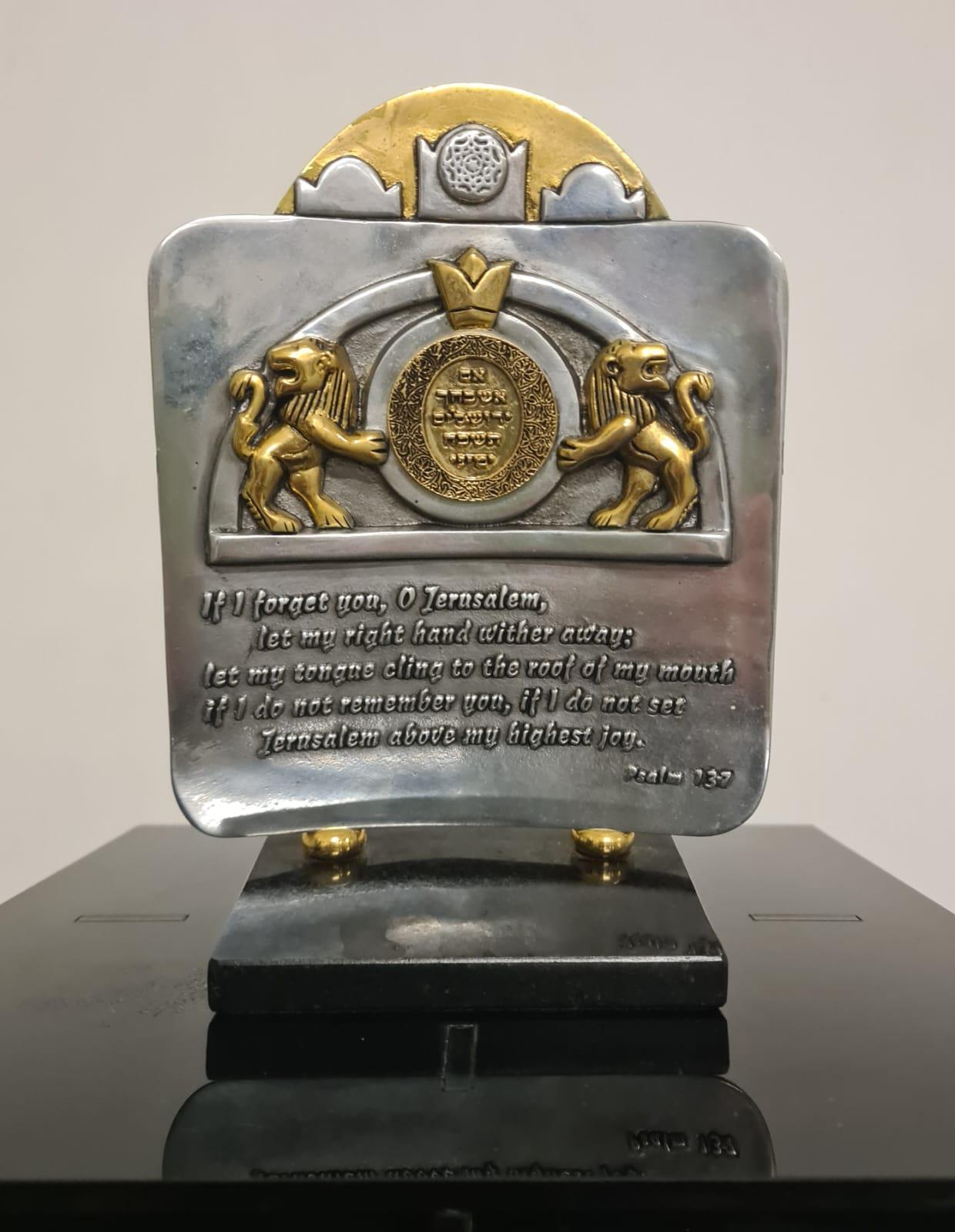 Escultura de Frank Meisler, arte judío. Chapado en plata y oro. en venta 5
