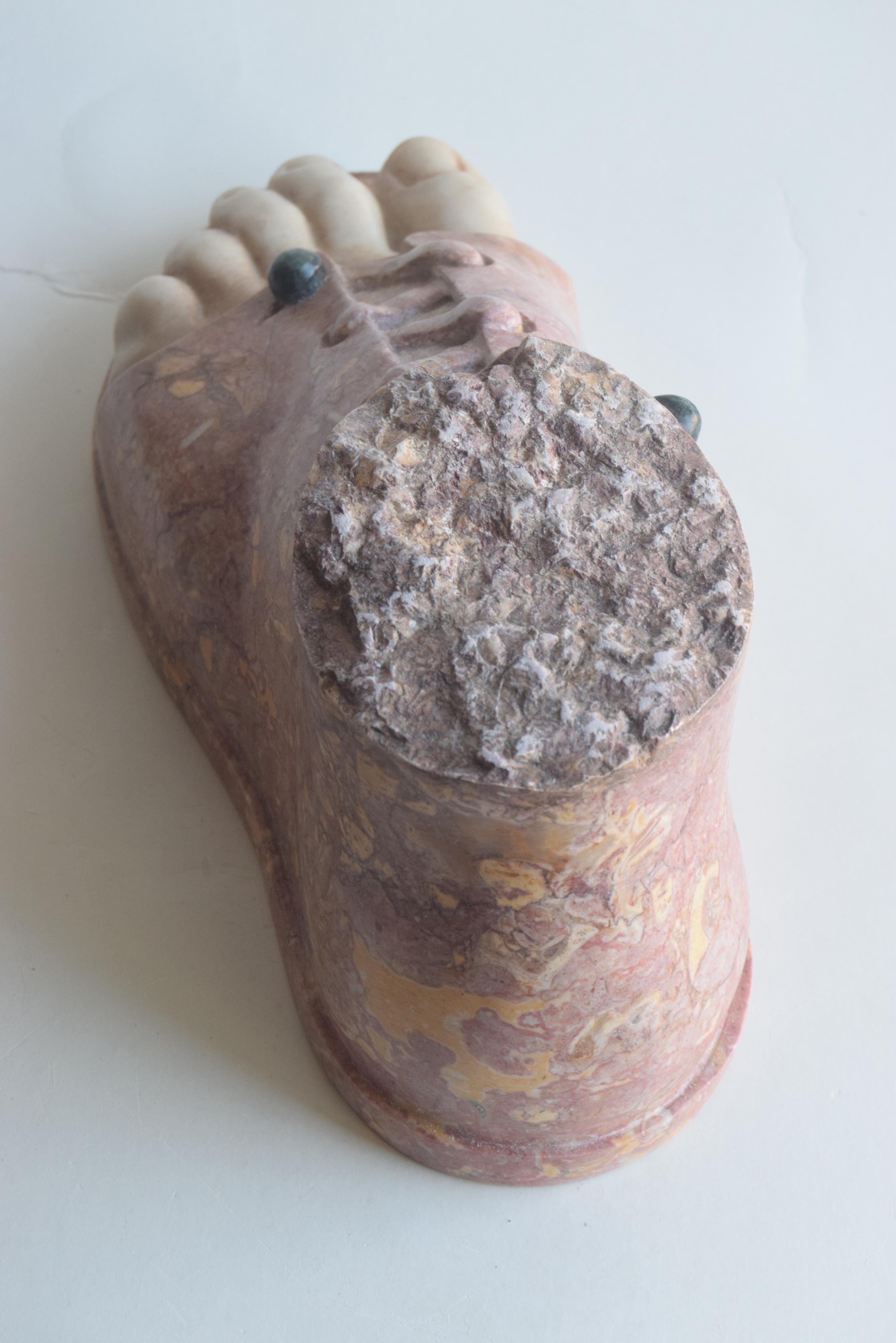 Fait main sculpture de pied avec des chaussures romaines antiques - fabriqué en Italie en vente