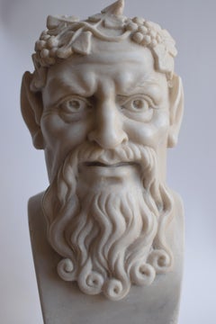 scultura di satiro in marmo bianco Carrara -made in Italy