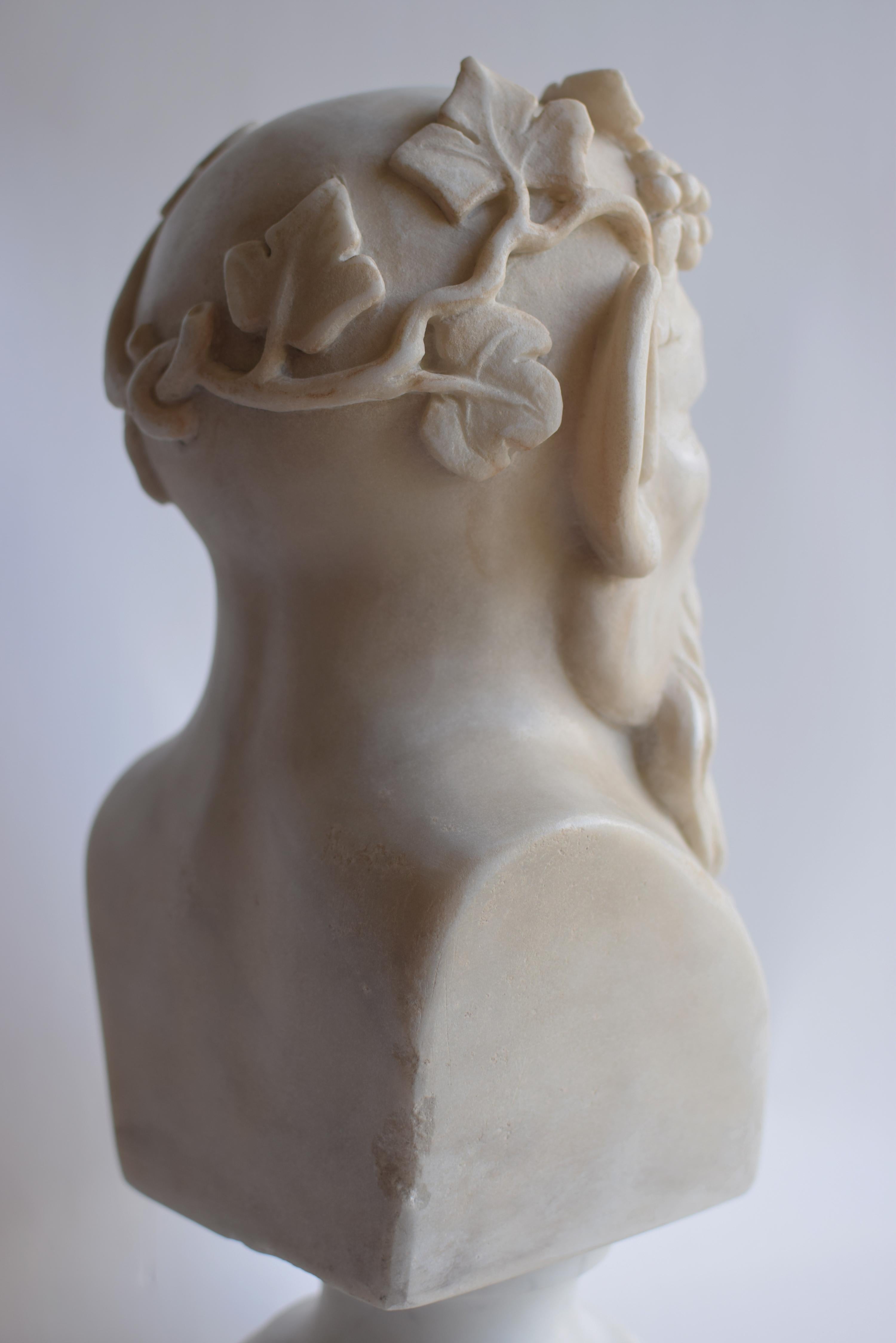 escultura sátiro de mármol blanco de Carrara -fabricada en Italia Hecho a mano en venta