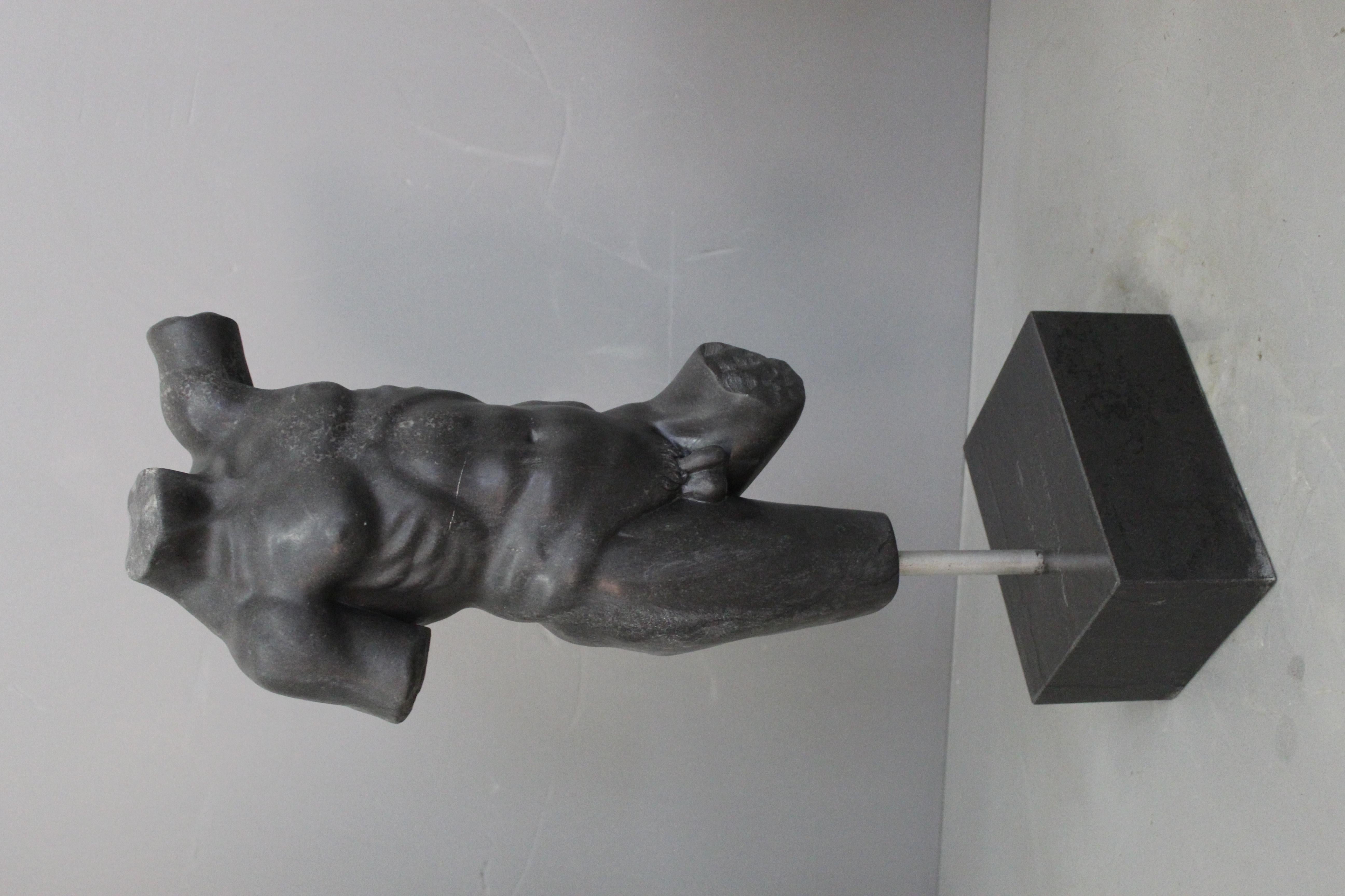 Scultura Di Torso in Pregiato Marmo Nero In Excellent Condition In Rome, IT
