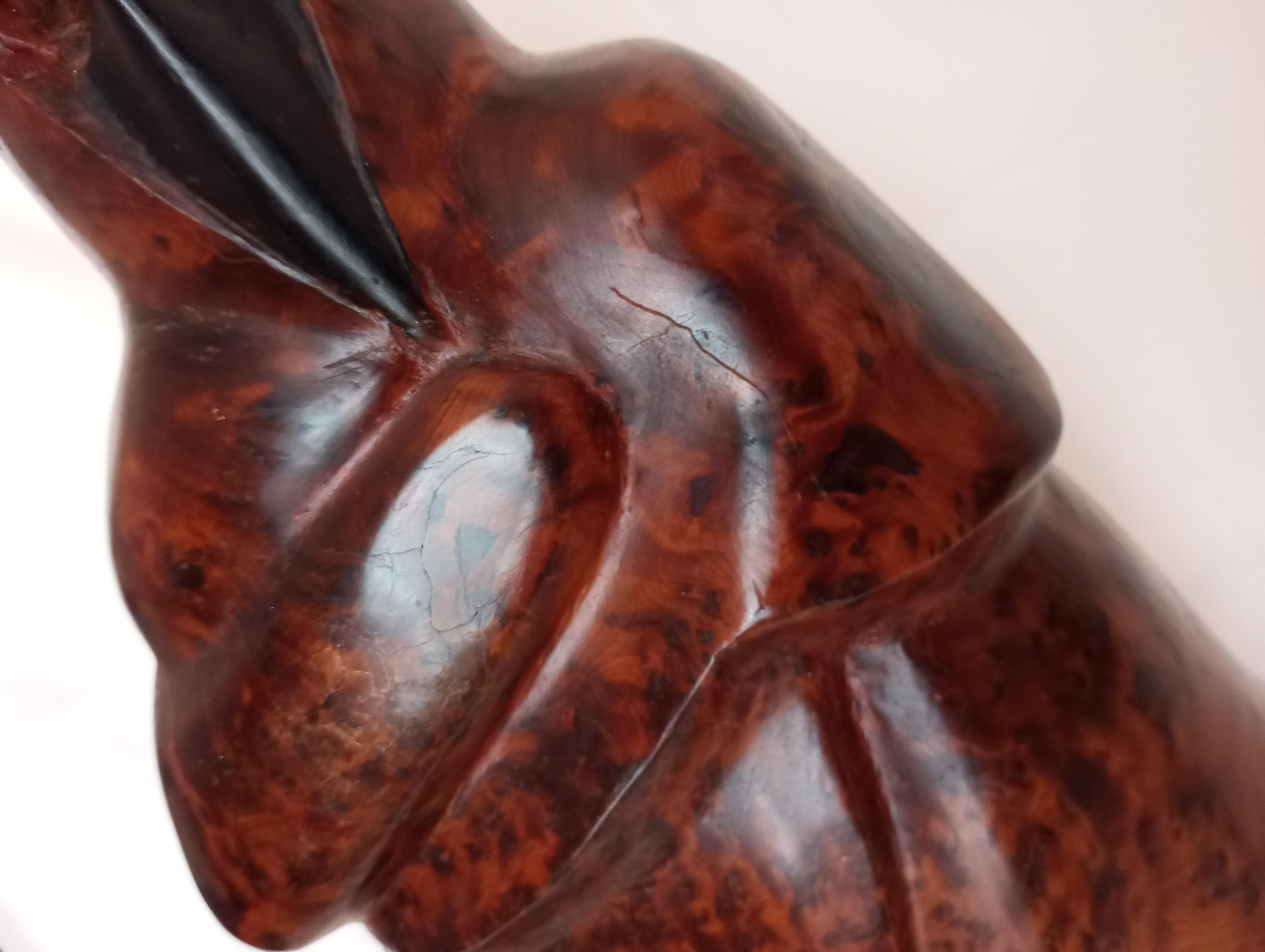 Scultura “donna con hijab” in radica di Thuya For Sale 3