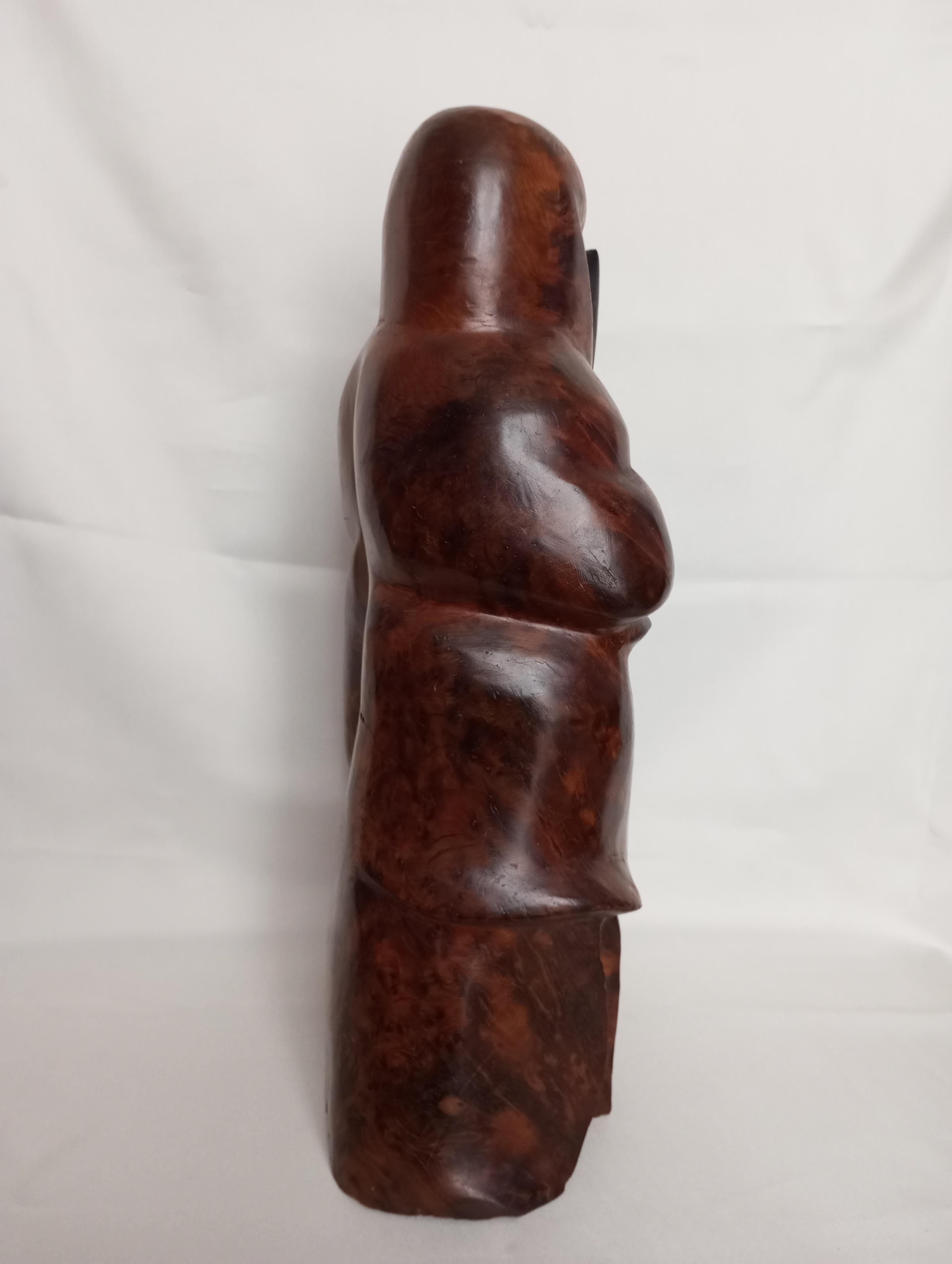 Scultura “donna con hijab” in radica di Thuya For Sale 1