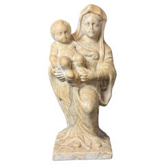 Scultura emiliana in marmo raffigurante Madonna con Bambino - XVI secolo