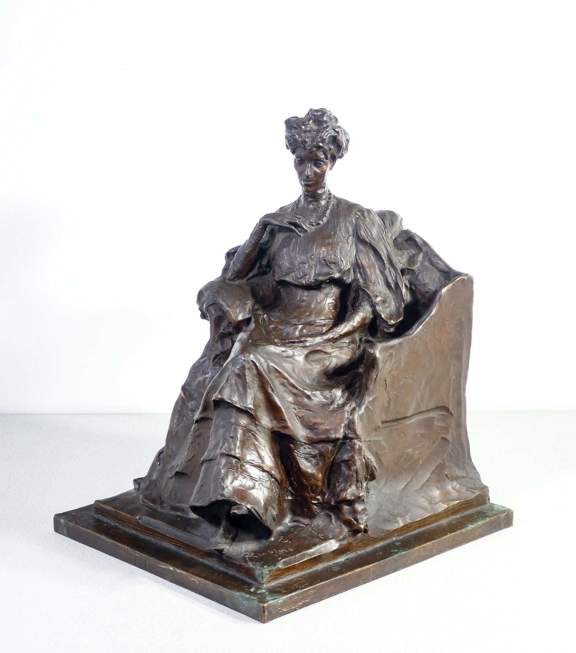 Sculpture signed E. RUBINO Seated woman, Art Nouveau style. Bronze. Turin, 1906 1