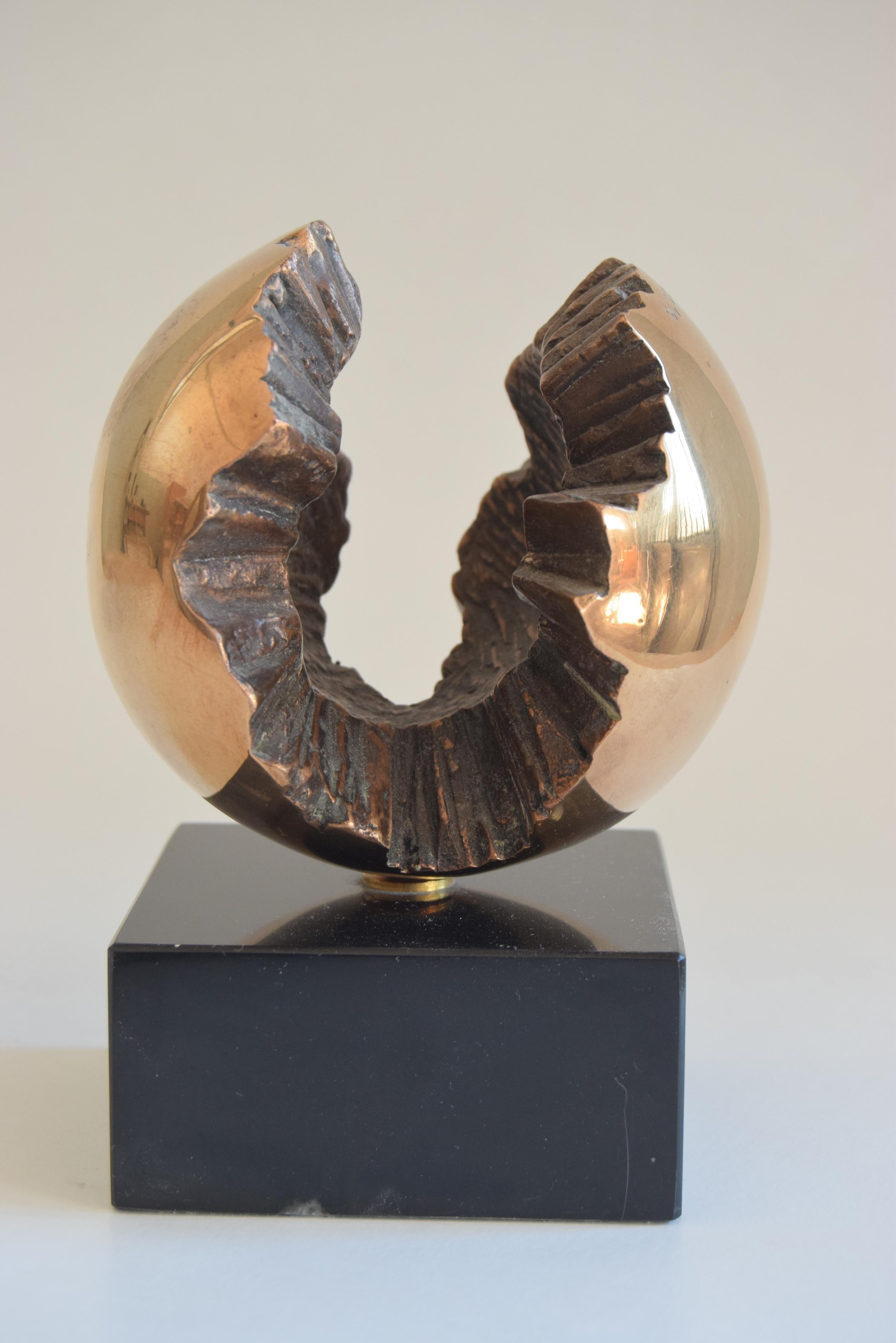 scultura in bronzo di Claudio Capotondi _ Sferaperta in vendita 4