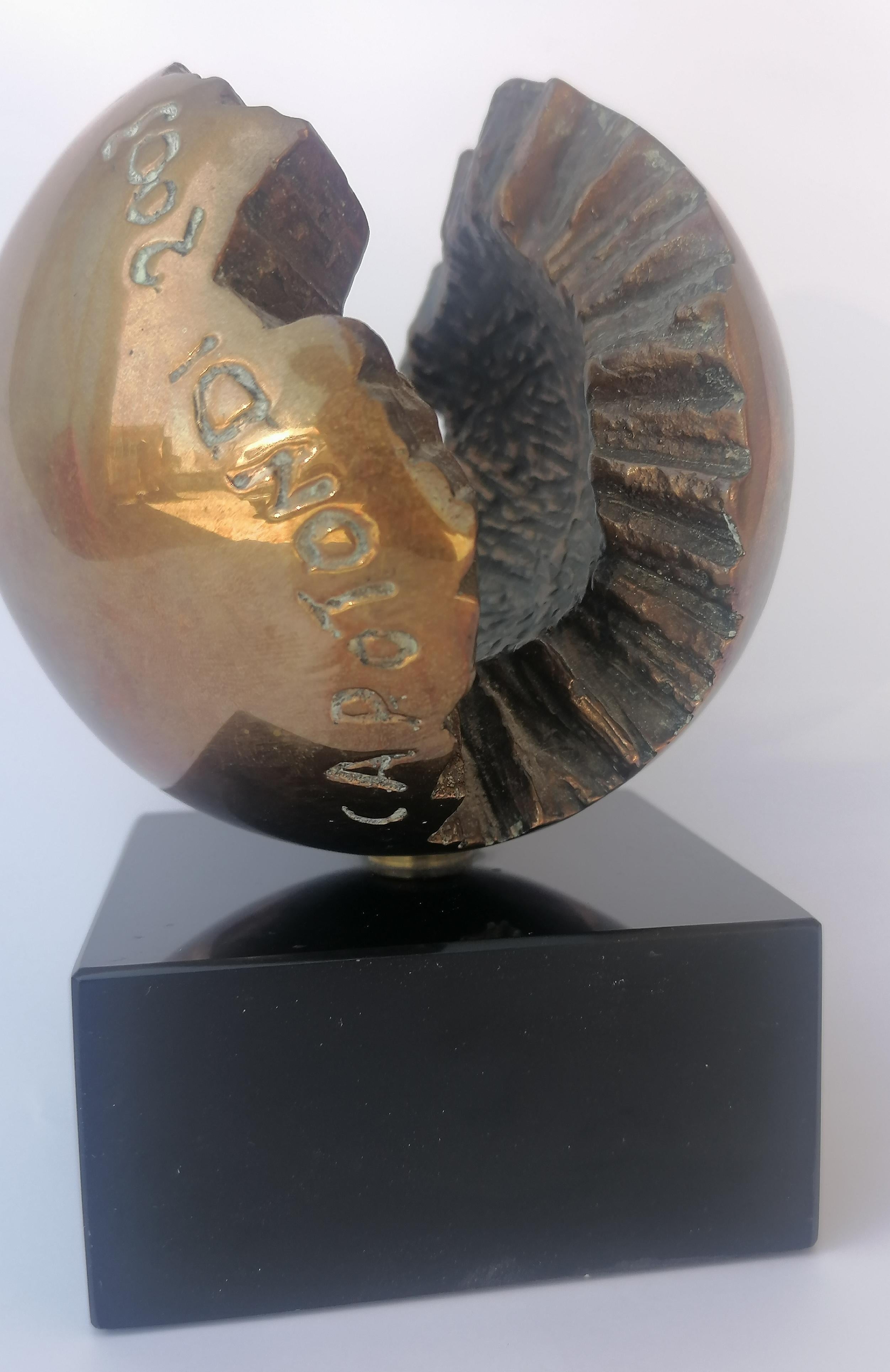 Moderno scultura in bronzo di Claudio Capotondi _ Sferaperta in vendita