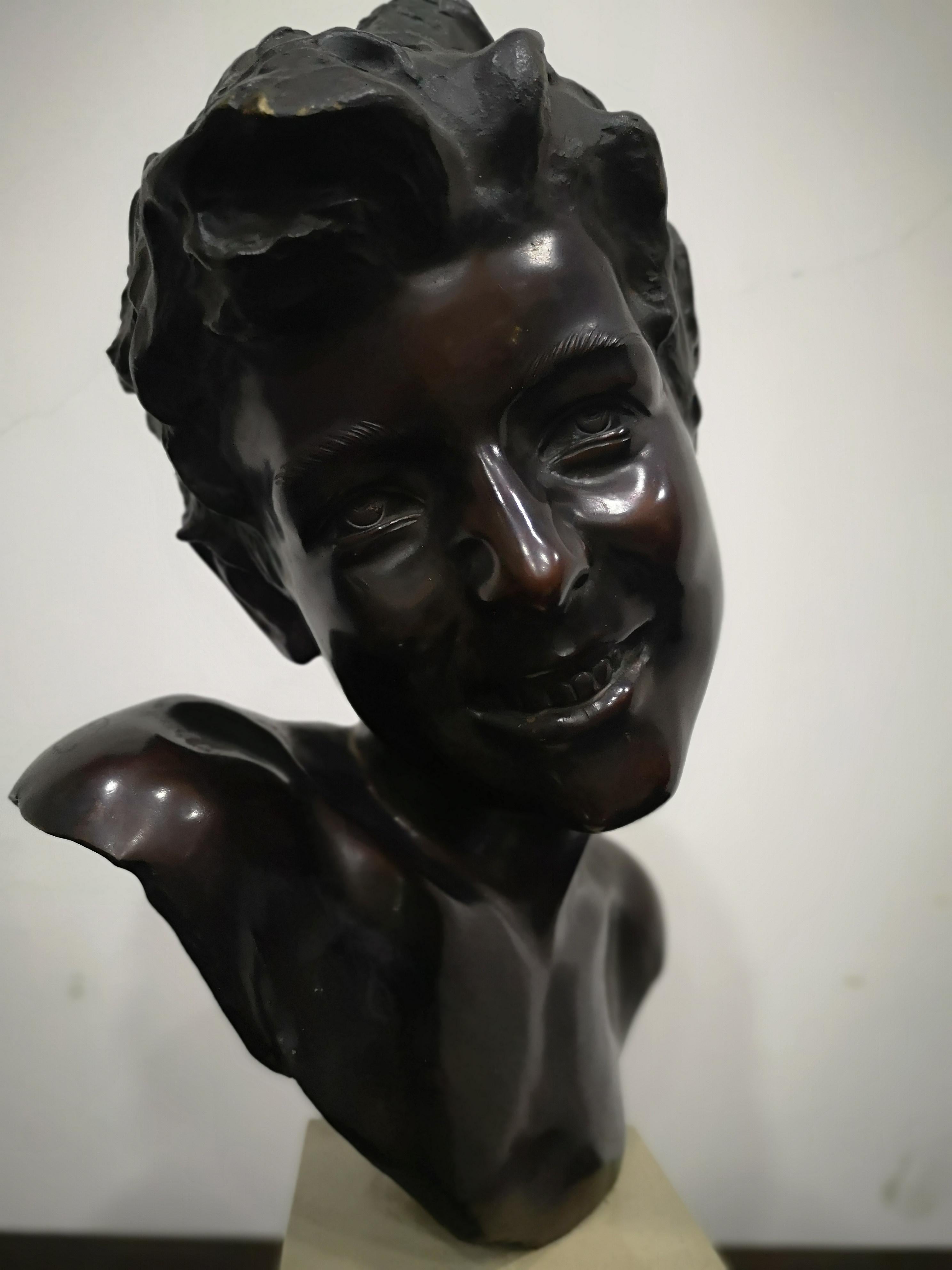Bronze Scultura in bronzo Testa di giovane di Giuseppe Franzese inizi 900 For Sale