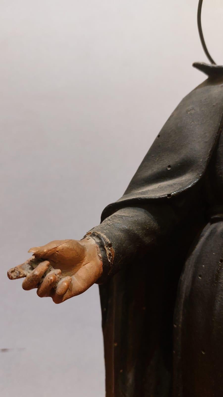 Lacquered wood sculpture depicting St. Philip Neri For Sale 1