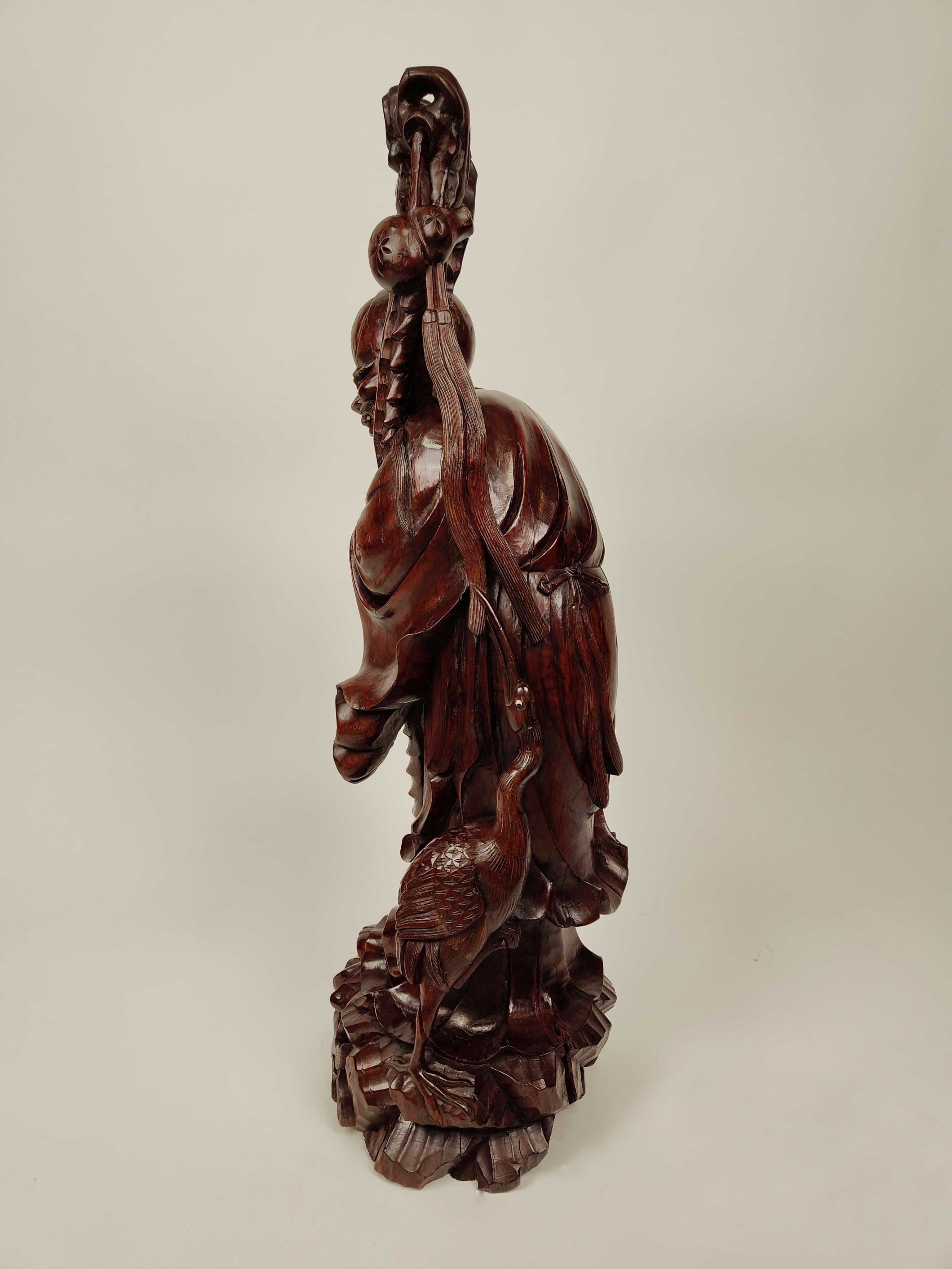 Autre Sculpture en bois de teck représentant une sauge - vers 1890, Chine en vente