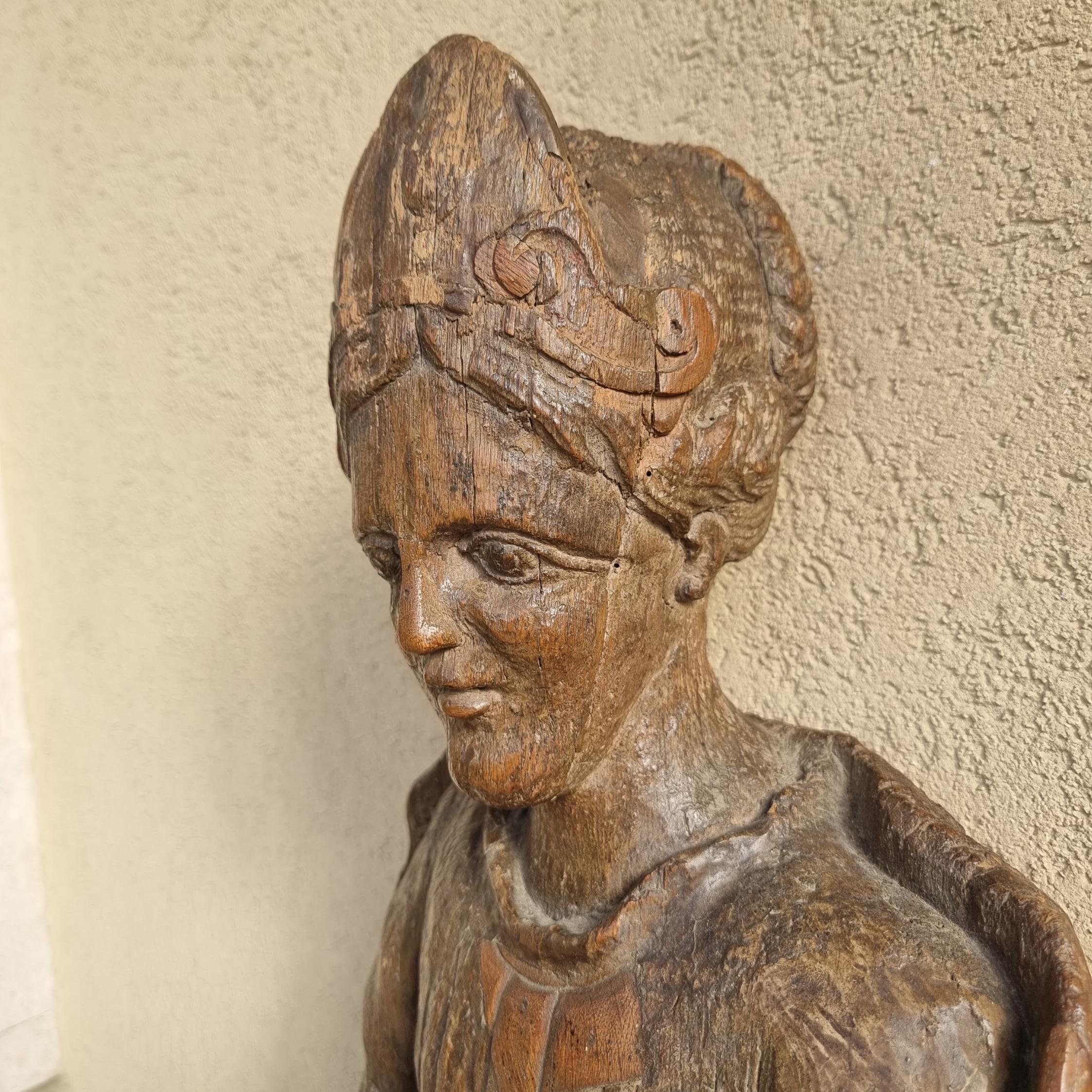 18th Century and Earlier Scultura Lignea Femminile Fiamminga del 500 in vendita