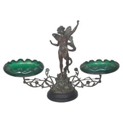 Scultura Putto alato Liberty in Bronze und vetro