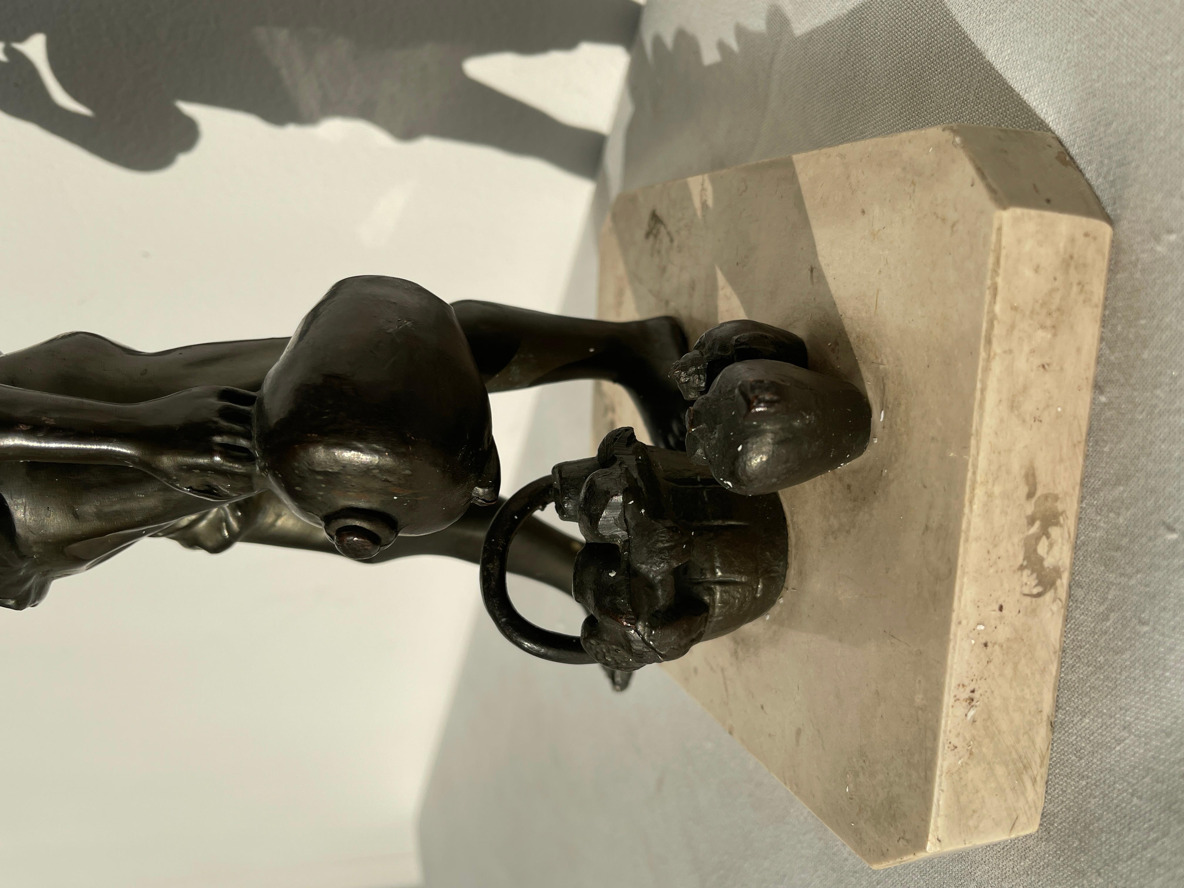 Skulptur Junge Wasser Verkäufer vintage 1950er Jahre Italienisch (Bronze) im Angebot