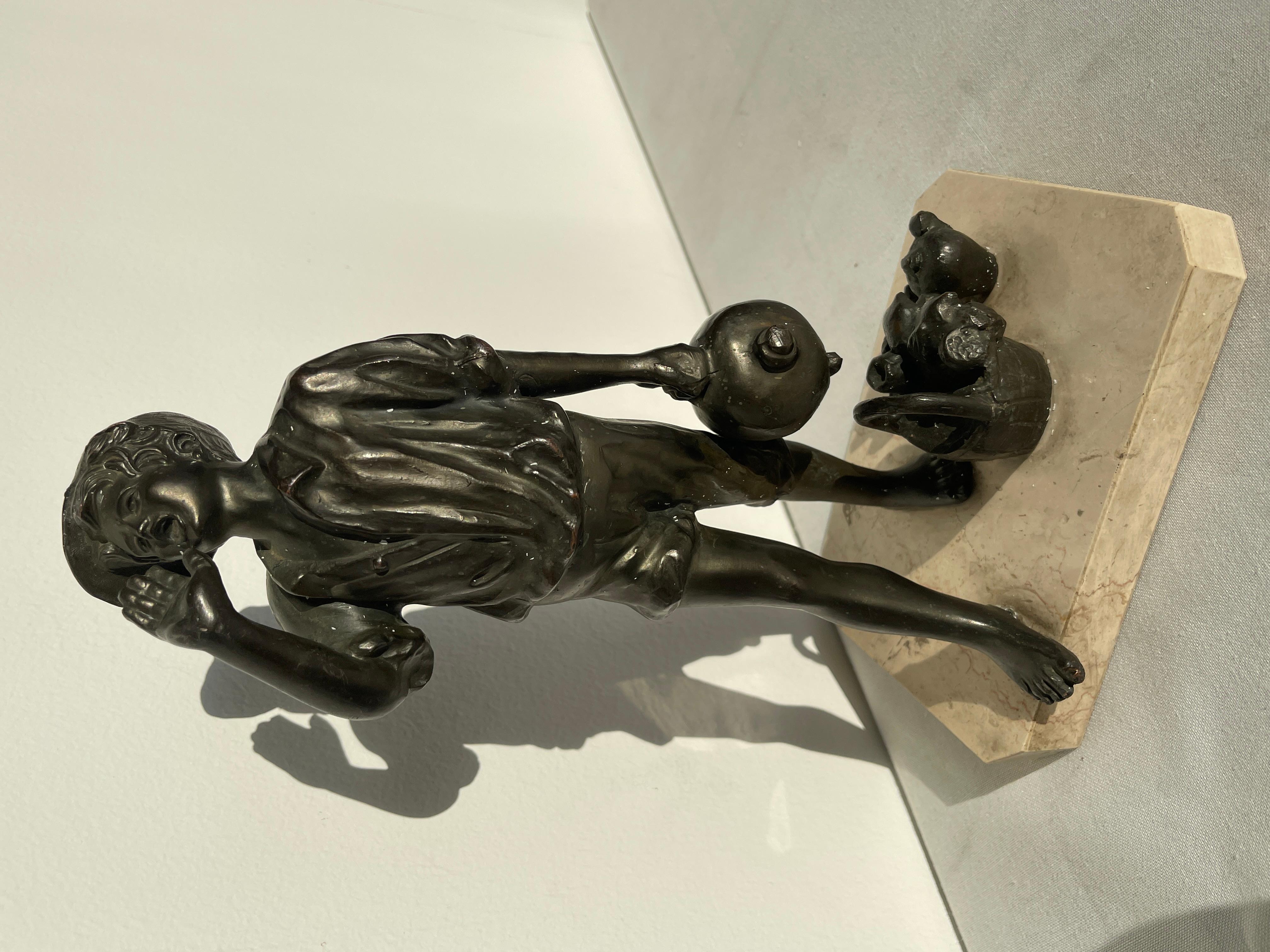 Skulptur Junge Wasser Verkäufer vintage 1950er Jahre Italienisch im Angebot 2