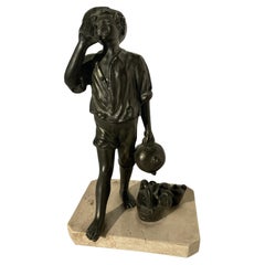 Sculpture garçon vendeur d'eau vintage 1950s Italian