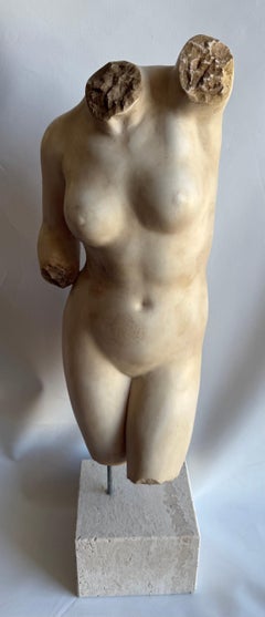 Scultura torso femminile su marmo bianco Carrara -made in Italy originale
