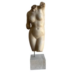 Scultura torso femminile su marmo bianco Carrara -made in Italy originale
