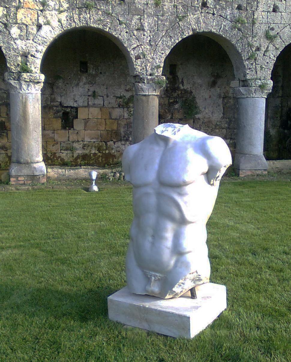 scultura Torso maschile classico- hergestellt in Italien (Klassisch-römisch) im Angebot