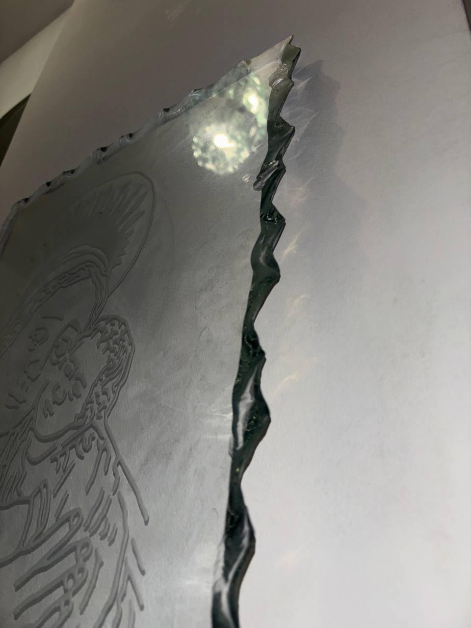 Scultura unica Maternità in vetro Martellato con firma incisa del 1969 In condizioni buone in vendita a Palermo, IT