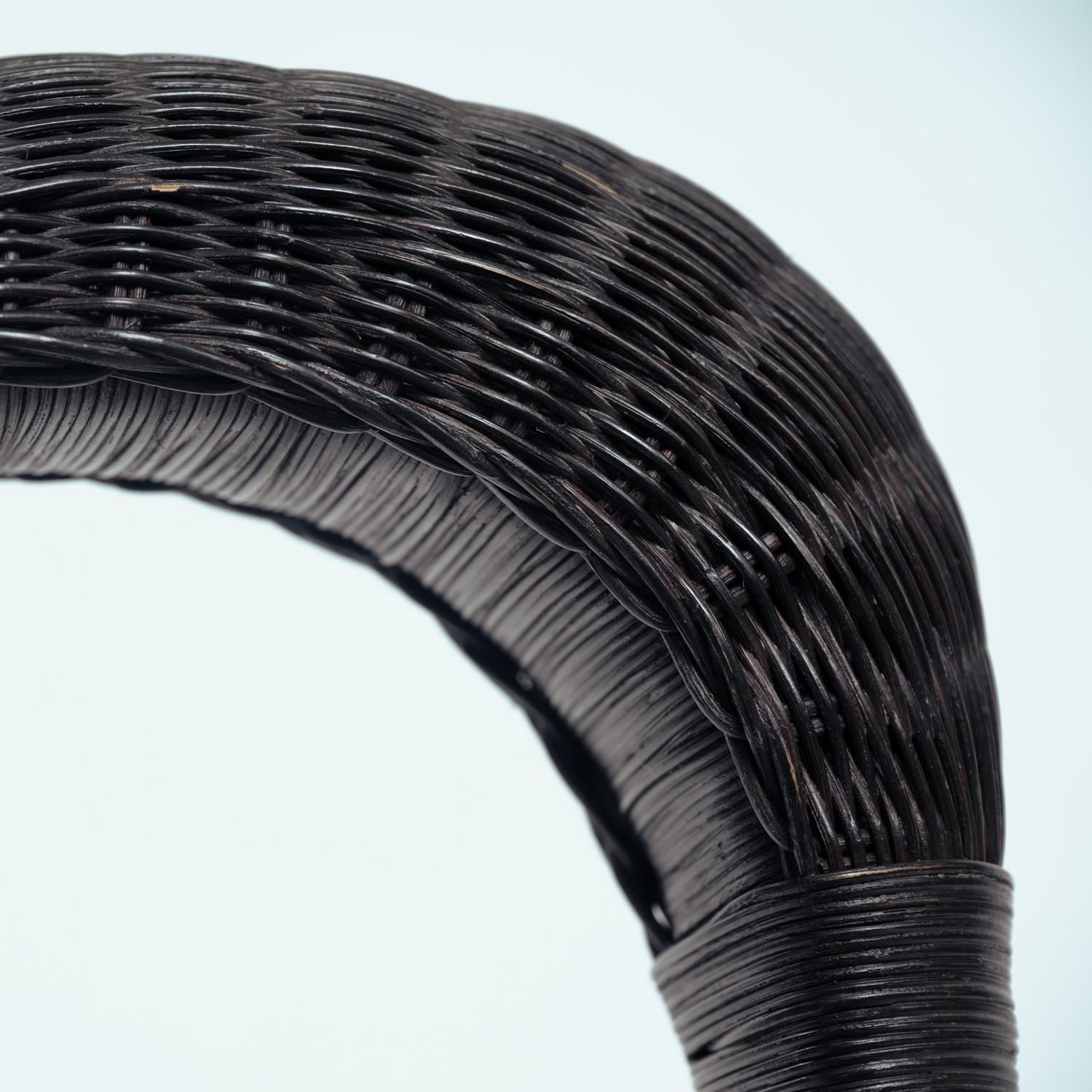 Sillón de ratán trípode orgánico Scultural, 2, años 80 en venta 5